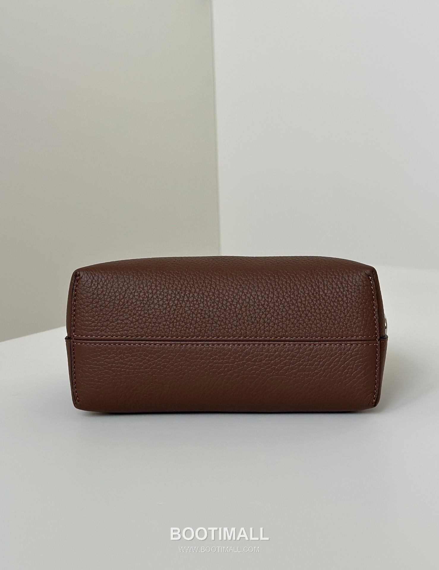 Fendi By The Way Selleria Calfskin Multicolor Top Handle Bag 펜디 바이 더 웨이 셀레리아 카프스킨 멀티컬러 탑핸들백 20cm 9