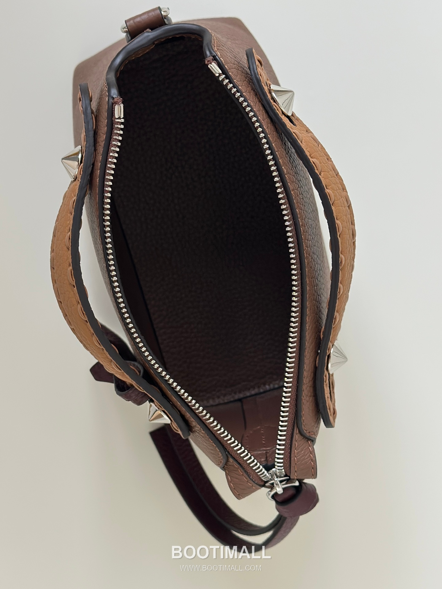 Fendi By The Way Selleria Calfskin Multicolor Top Handle Bag 펜디 바이 더 웨이 셀레리아 카프스킨 멀티컬러 탑핸들백 20cm 14