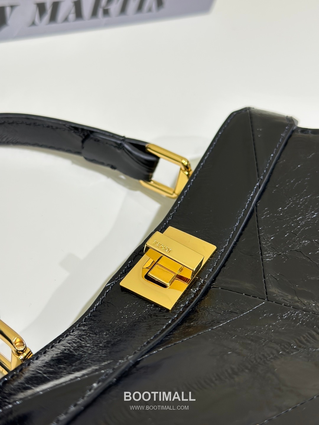 Fendi ISeeU Petite Eel Skin Top Handle Bag 펜디 아이씨유 쁘띠 8701 장어가죽 탑핸들백 20cm 7