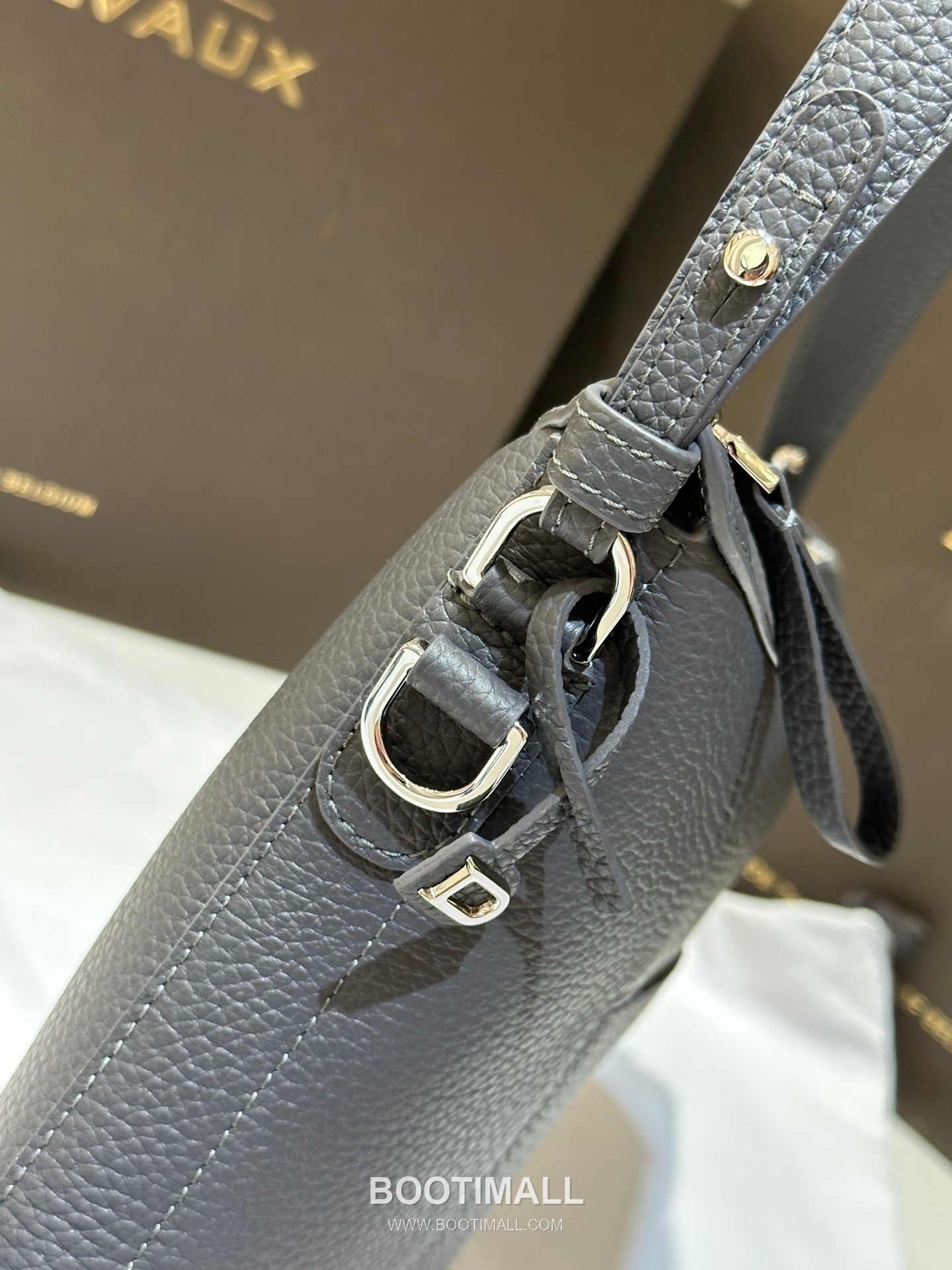 Delvaux Pin Swing Taurillon Soft Calfskin 델보 핀 스윙 토리옹소프트 토트백 29cm 5