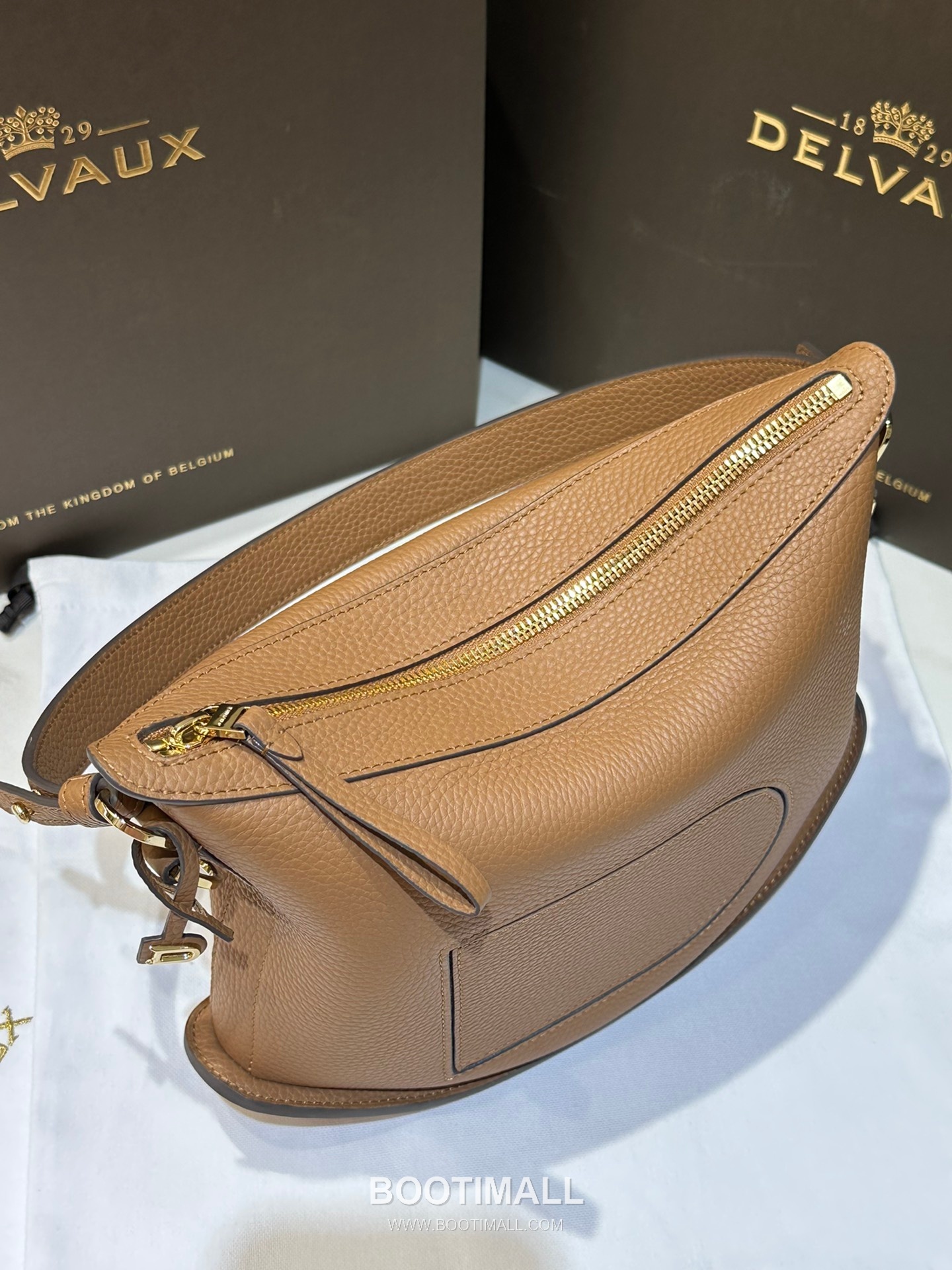 Delvaux Pin Swing Taurillon Soft Calfskin 델보 핀 스윙 토리옹소프트 토트백 29cm 7