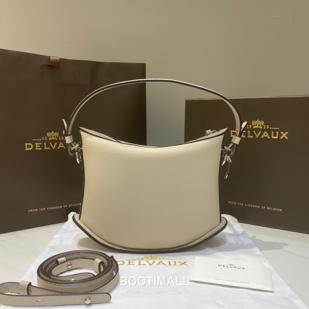 Delvaux Pin Swing Taurillon Soft Calfskin 델보 핀 스윙 토리옹소프트 토트백 29cm 13