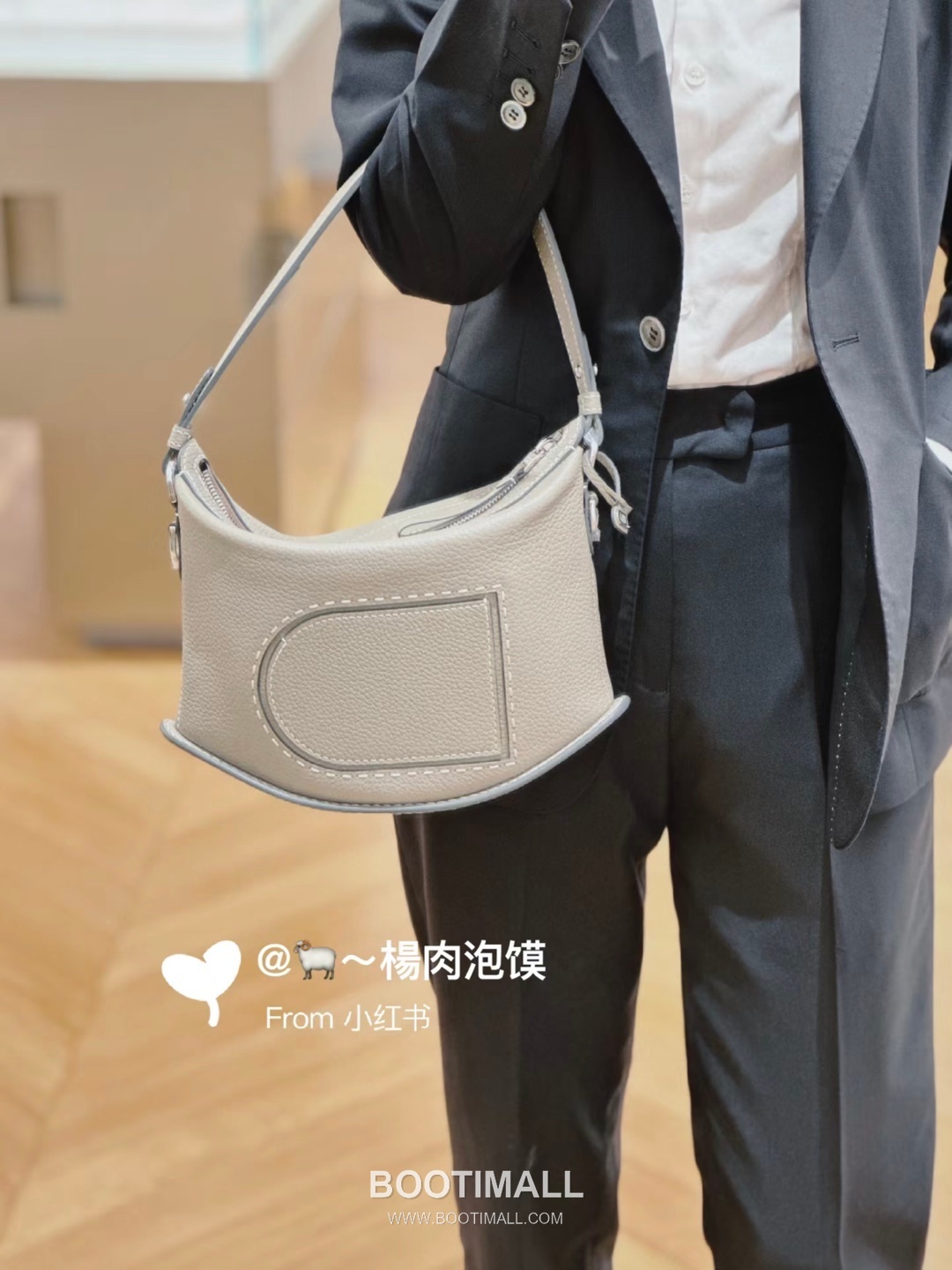 Delvaux Pin Swing Taurillon Soft Calfskin 델보 핀 스윙 토리옹소프트 토트백 29cm 3