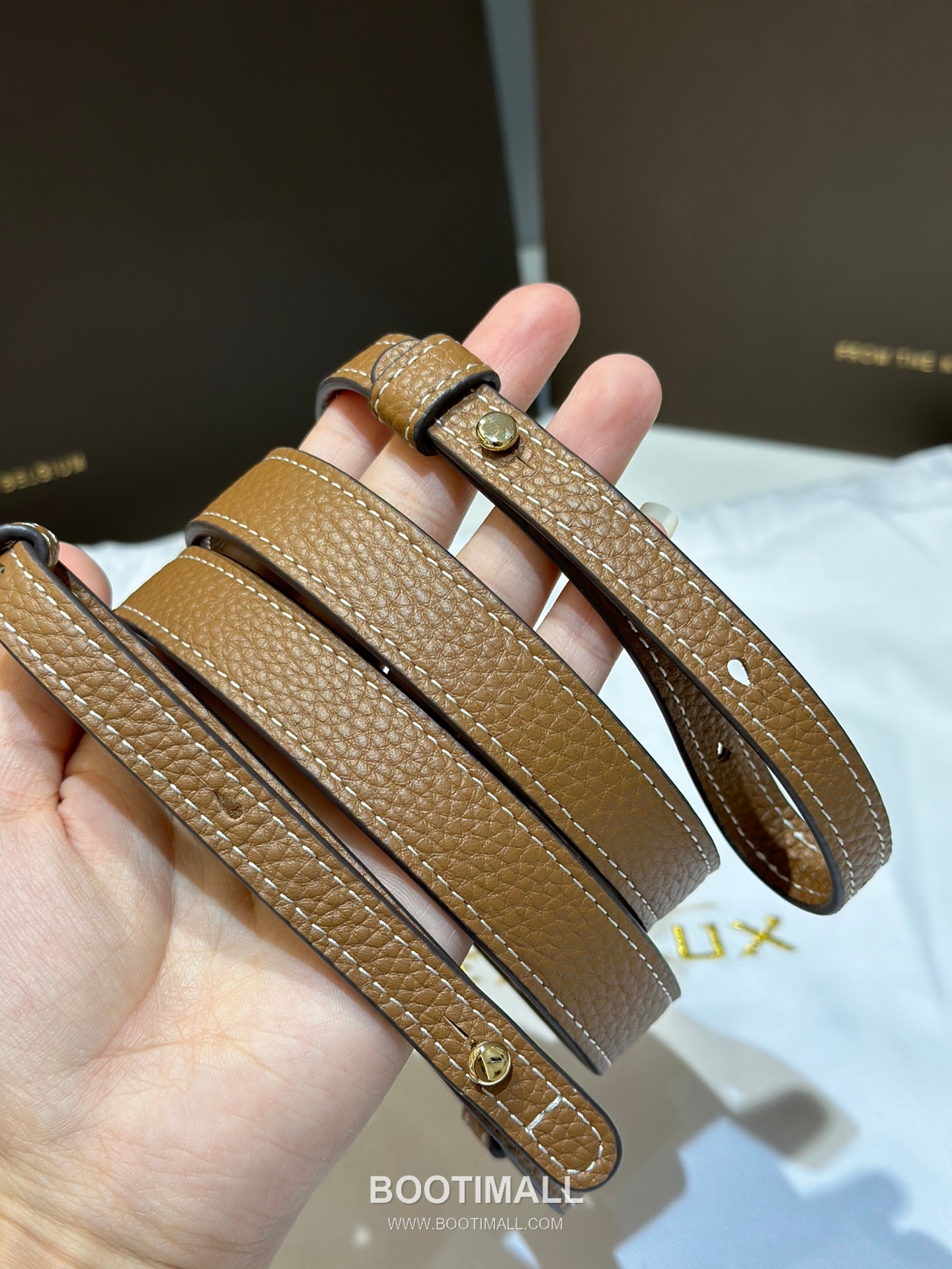 Delvaux Pin Swing Taurillon Soft Calfskin 델보 핀 스윙 토리옹소프트 토트백 29cm 17