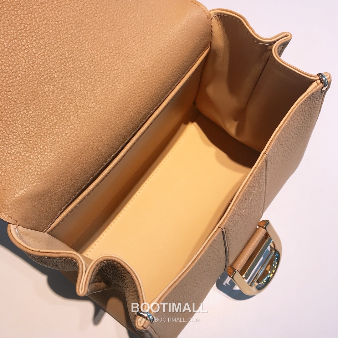 Delvaux Brillant Togo Leather 델보 브리앙 토고 레더 토트 숄더백 20cm 7