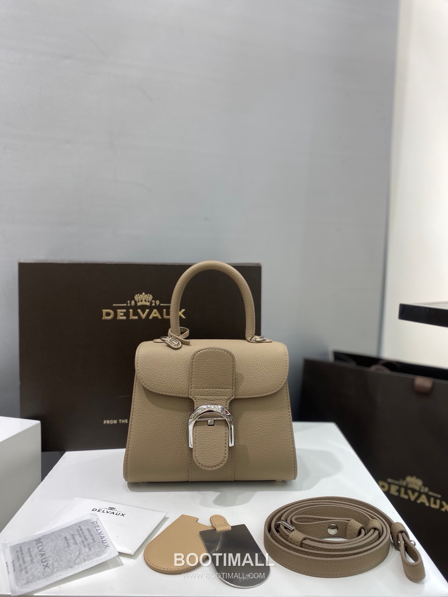 Delvaux Brillant Togo Leather 델보 브리앙 토고 레더 토트 숄더백 20cm 1