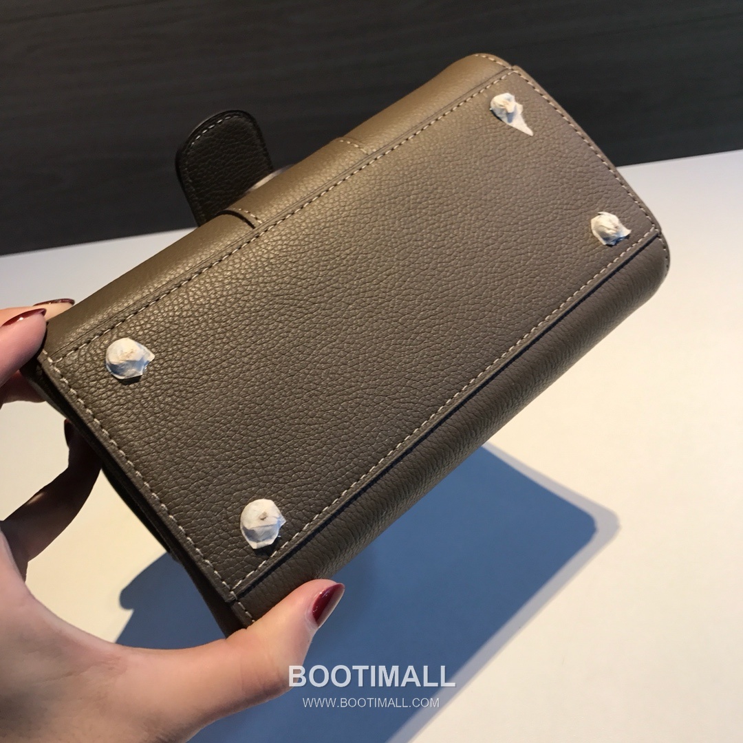 Delvaux Brillant Togo Leather 델보 브리앙 토고 레더 토트 숄더백 20cm 8