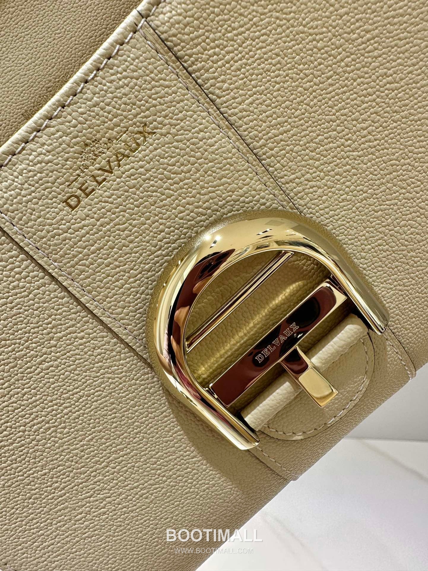 Delvaux Brillant Togo Leather 델보 브리앙 토고 레더 토트 숄더백 20cm 8