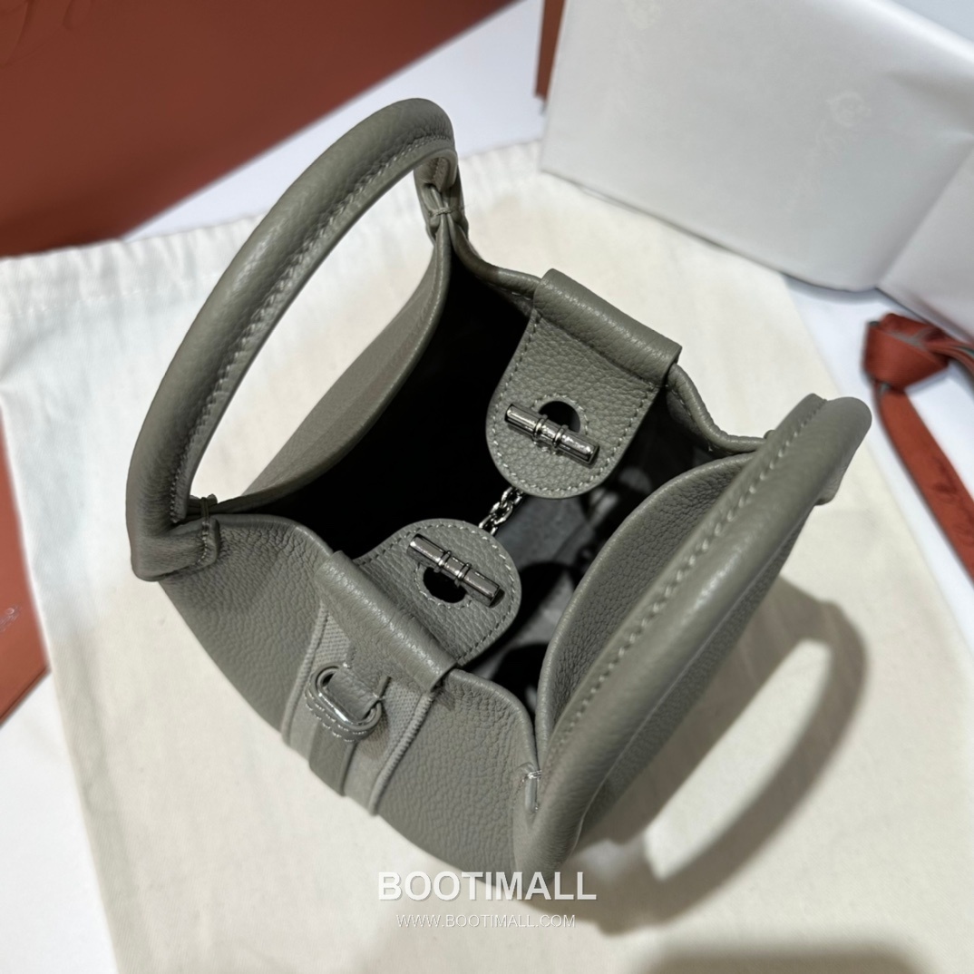 Loro Piana Bucket Calfskin Milk Tea Beige Bag 로로피아나 버킷 카프스킨 밀크티베이지 16cm 8