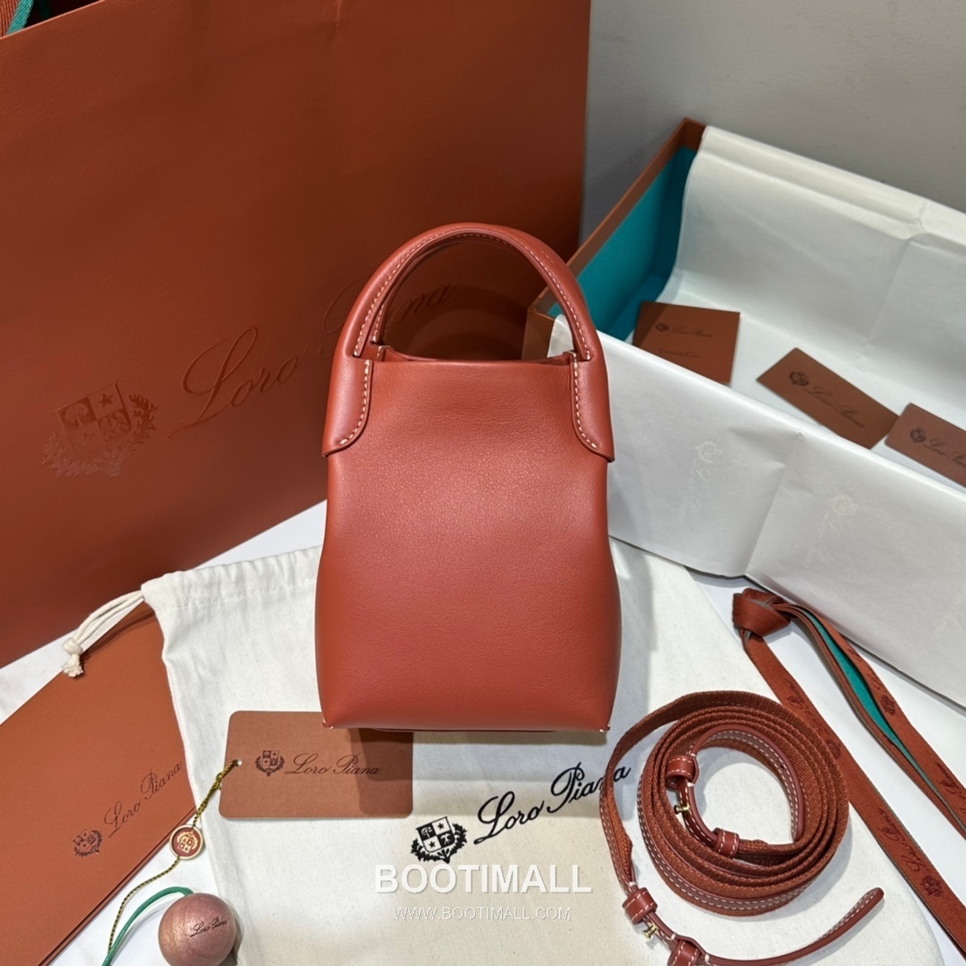 Loro Piana Kummel Bucket Calfskin Bag 로로피아나 쿠멜 버킷 카프스킨 16cm 11