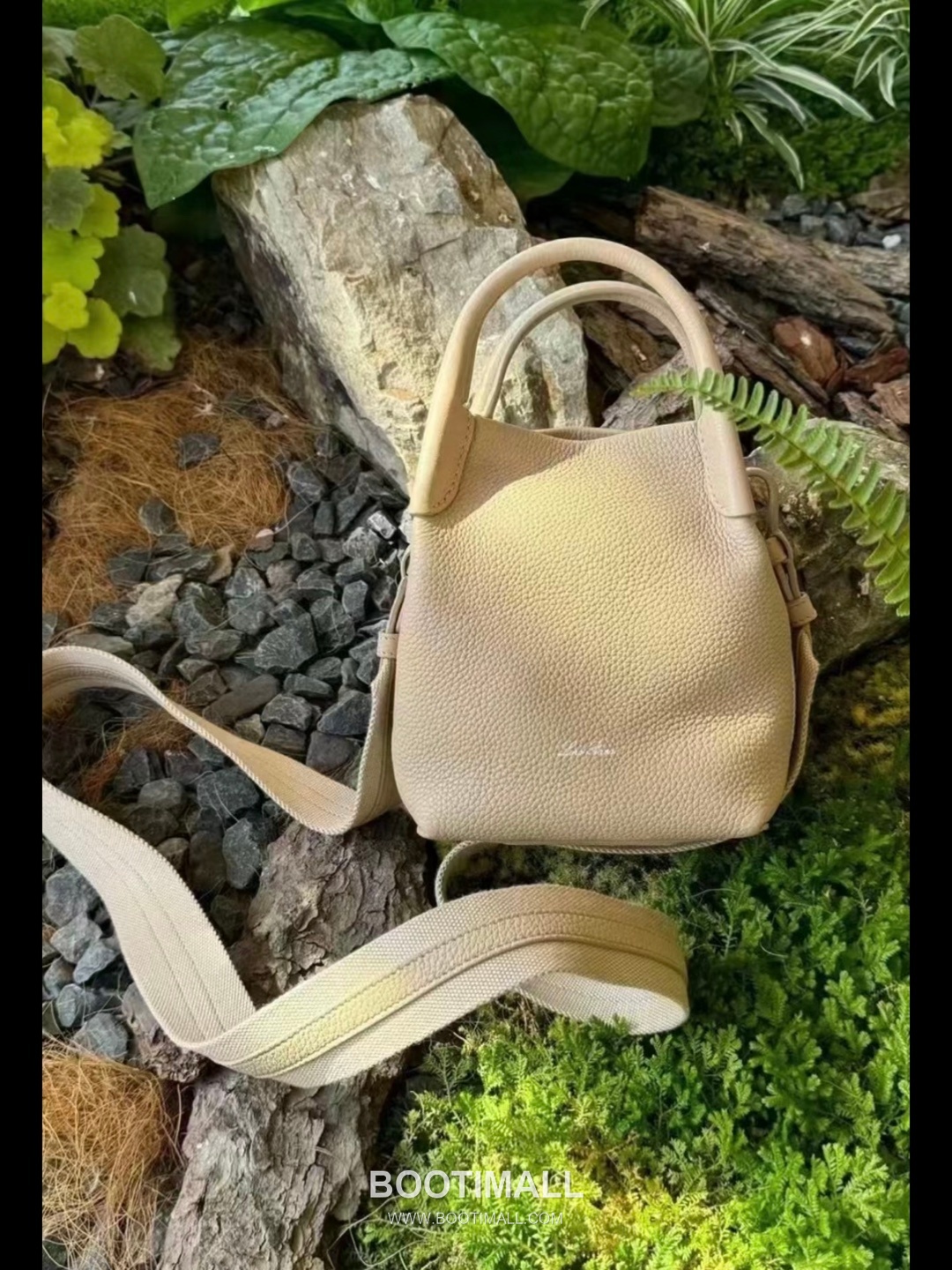 Loro Piana Bucket Calfskin Beige Bag 로로피아나 버킷 카프스킨 베이지 16cm 7