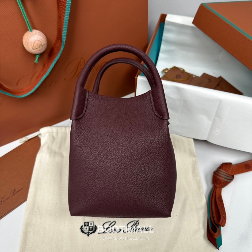 Loro Piana Micro Bale Bag Calfskin 로로피아나 마이크로 베일 카프스킨 버킷백 17cm 3