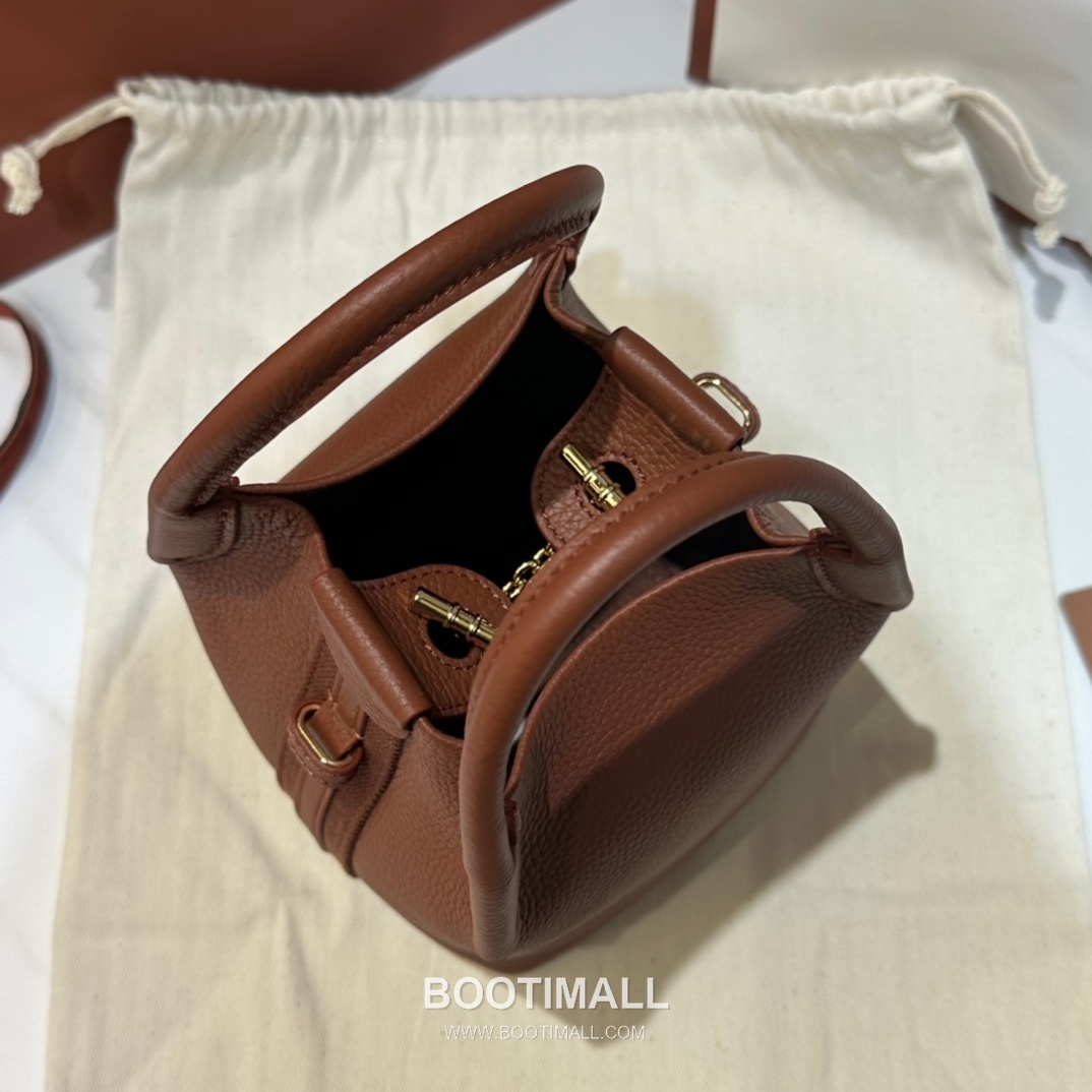 Loro Piana Micro Bale Bag Calfskin 로로피아나 마이크로 베일 카프스킨 버킷백 16cm 6