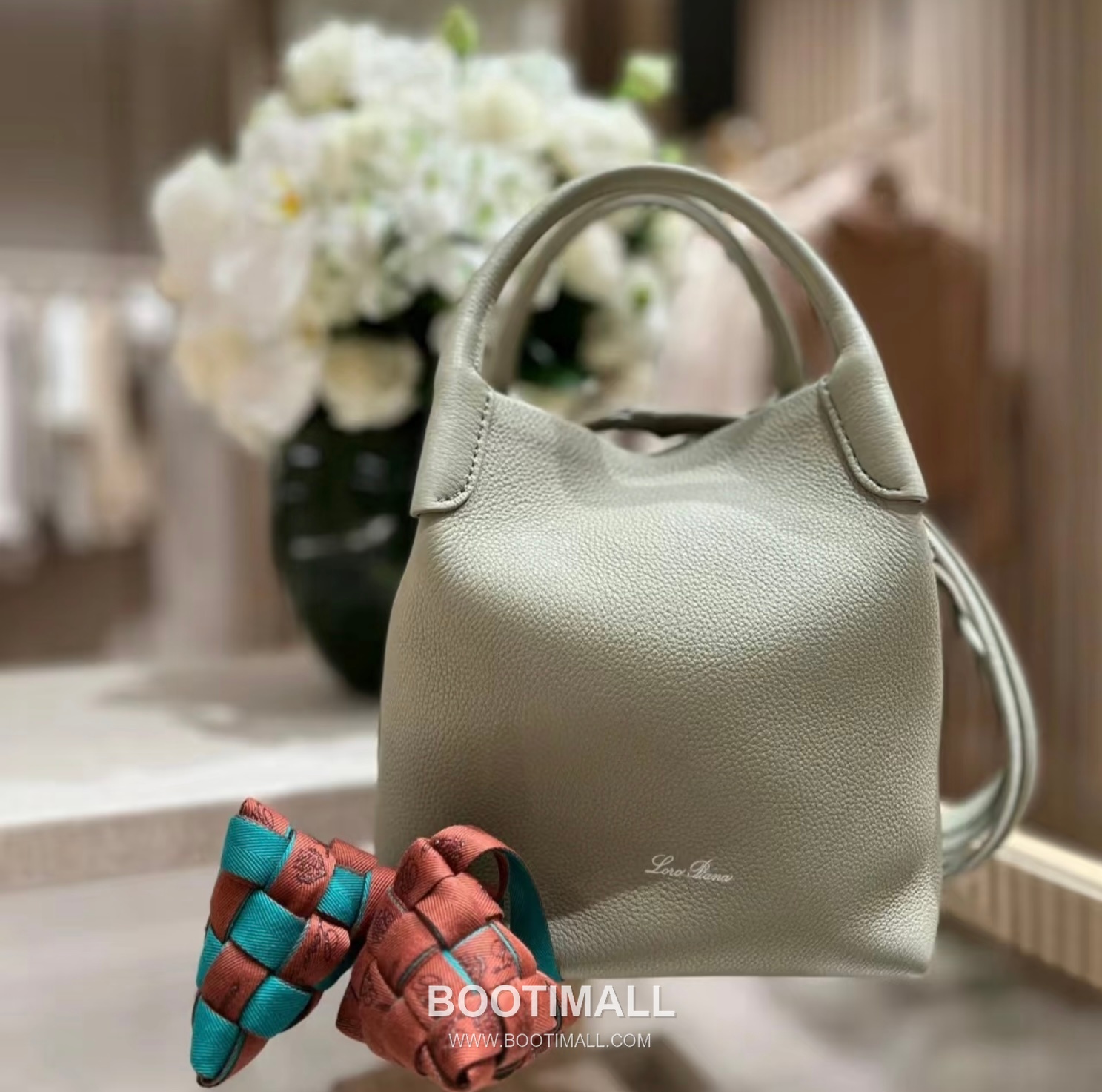 Loro Piana Pian Calfskin Green Bucket Bag 로로피아나 Pian 카프스킨 그린 버킷백 9