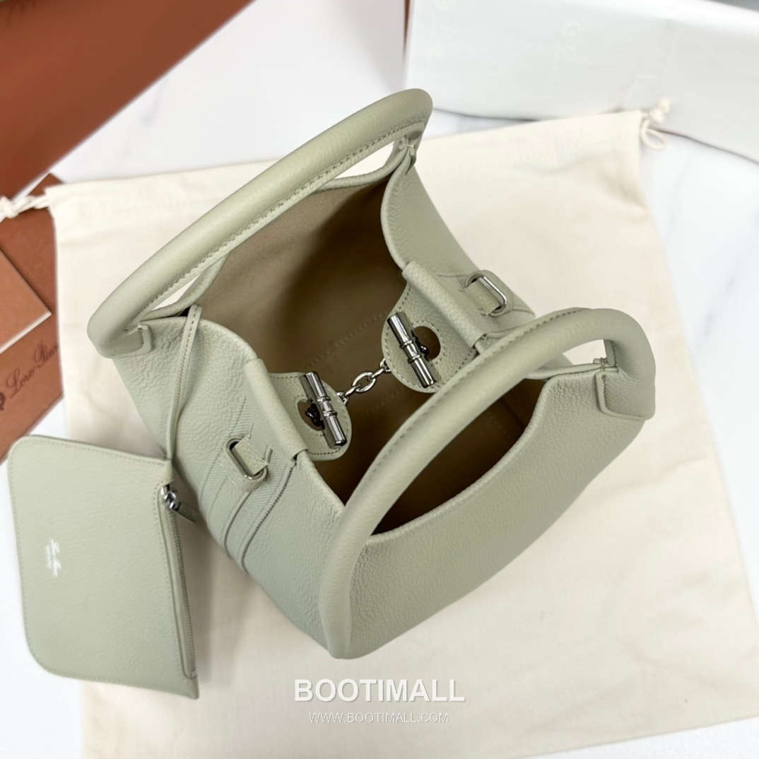 Loro Piana Bale Bag Medium Calfskin 로로피아나 베일 카프스킨 버킷백 21cm 6