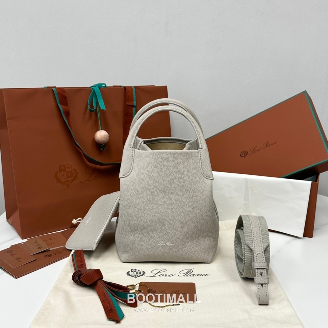 Loro Piana Bale Bag Medium Calfskin 로로피아나 베일 카프스킨 버킷백 21cm 2