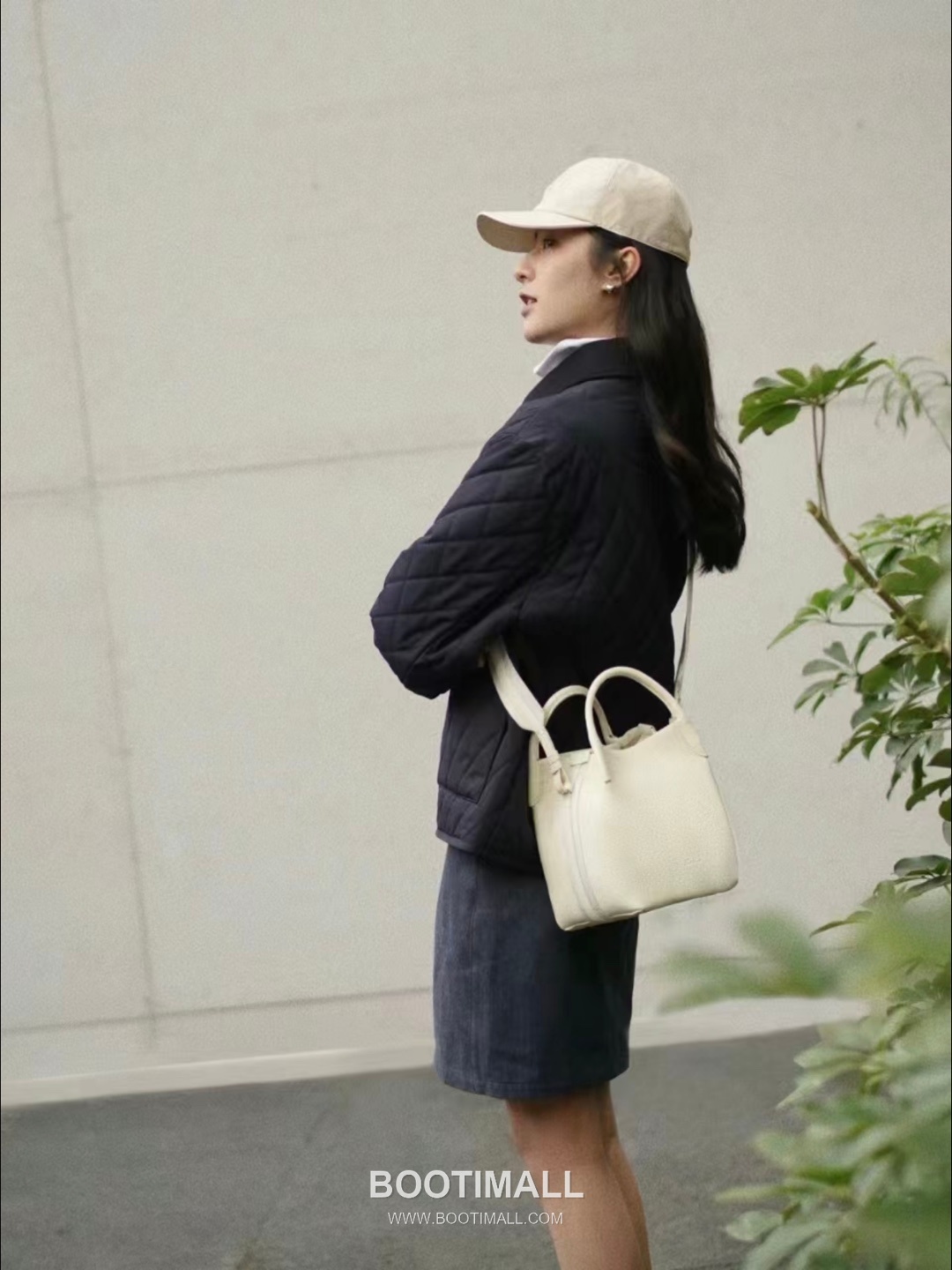 Loro Piana Bale Bag Medium Calfskin 로로피아나 베일 카프스킨 버킷백 21cm 5