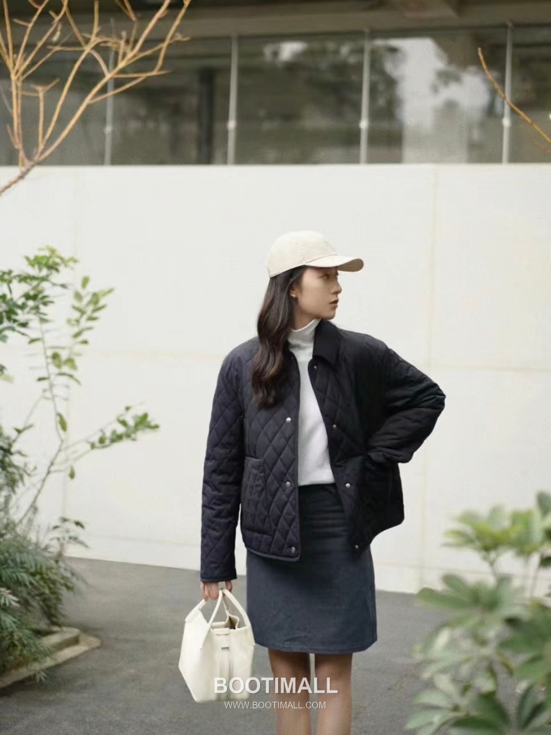 Loro Piana Bale Bag Medium Calfskin 로로피아나 베일 카프스킨 버킷백 21cm 7