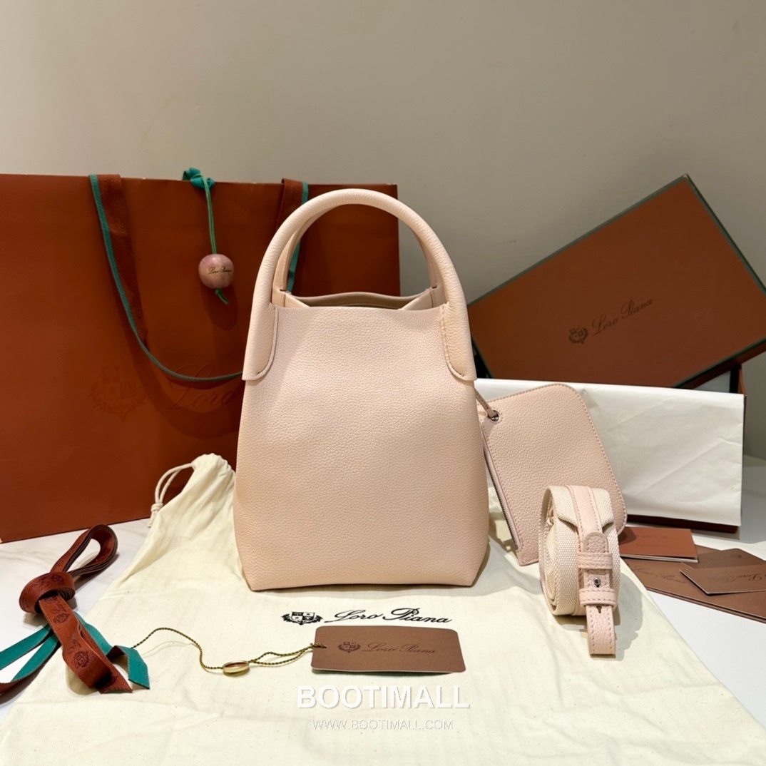 Loro Piana Bale Bag Medium Calfskin 로로피아나 베일 카프스킨 버킷백 21cm 2