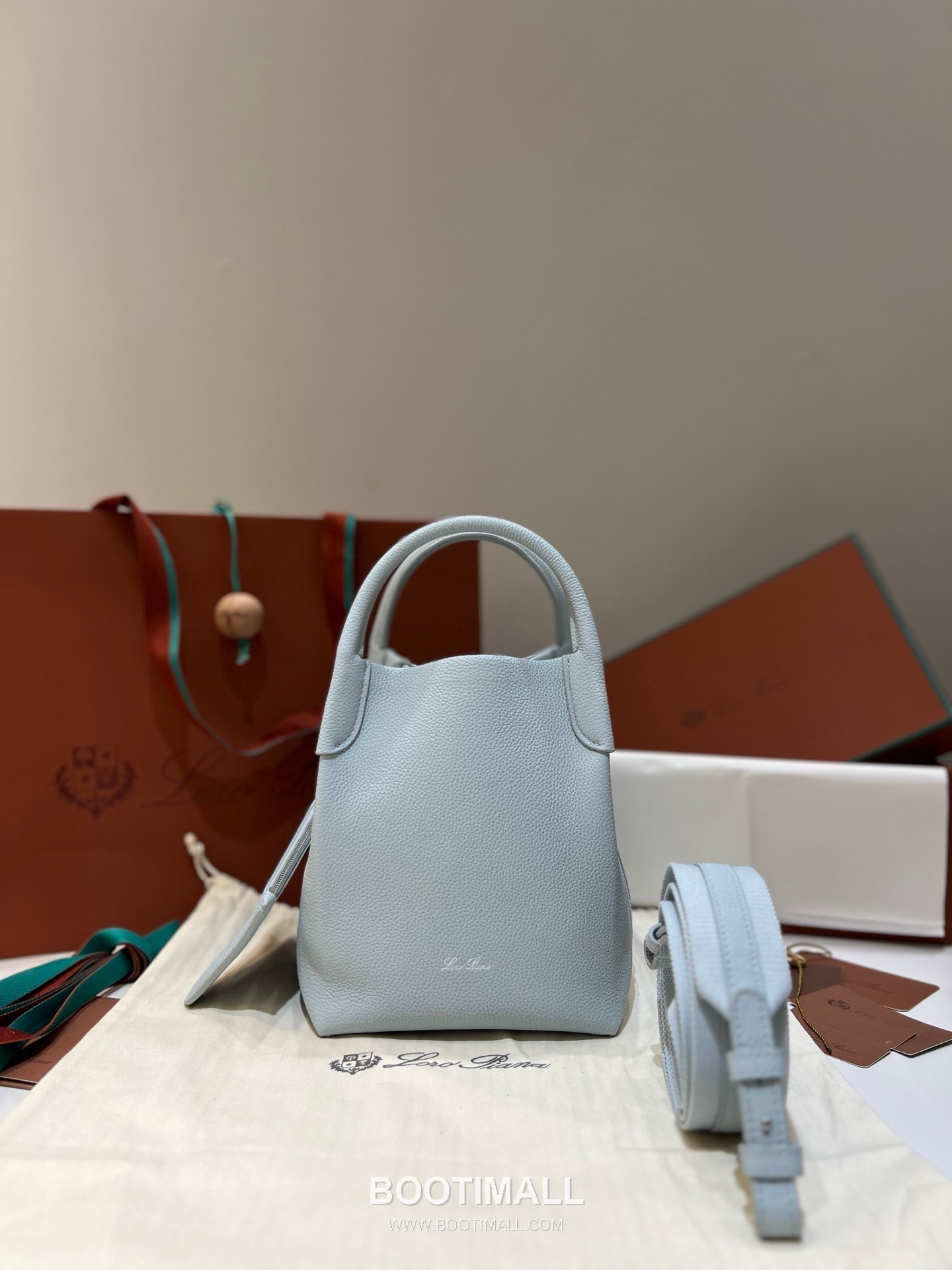 Loro Piana Bale Bag Medium Calfskin 로로피아나 베일 카프스킨 버킷백 21cm 5