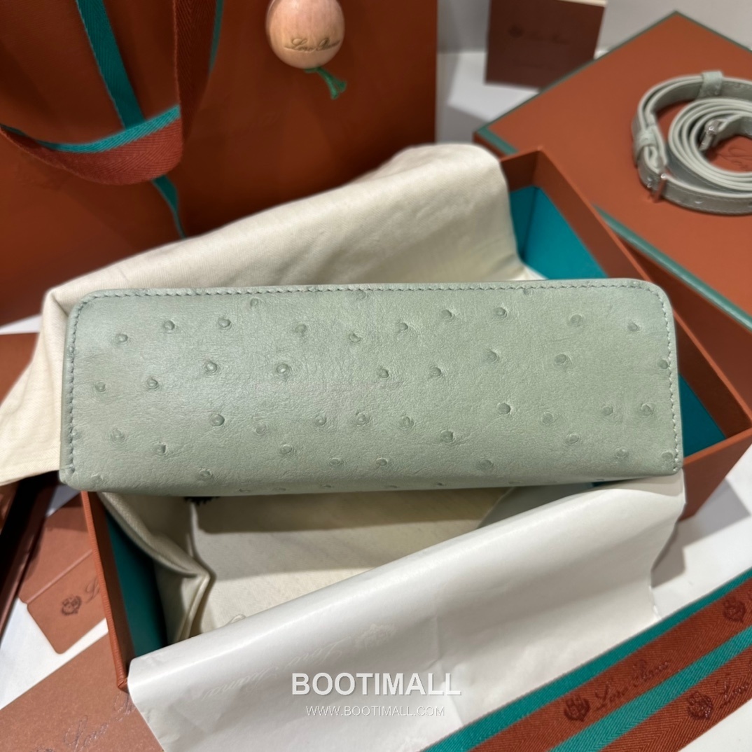 Loro Piana Extra Pocket L19 Ostrich Embossed Calfskin Bag 로로피아나 엑스트라 포켓 L19 오스트리치 엠보스 카프스킨 탑핸들 크로스백 19cm 9