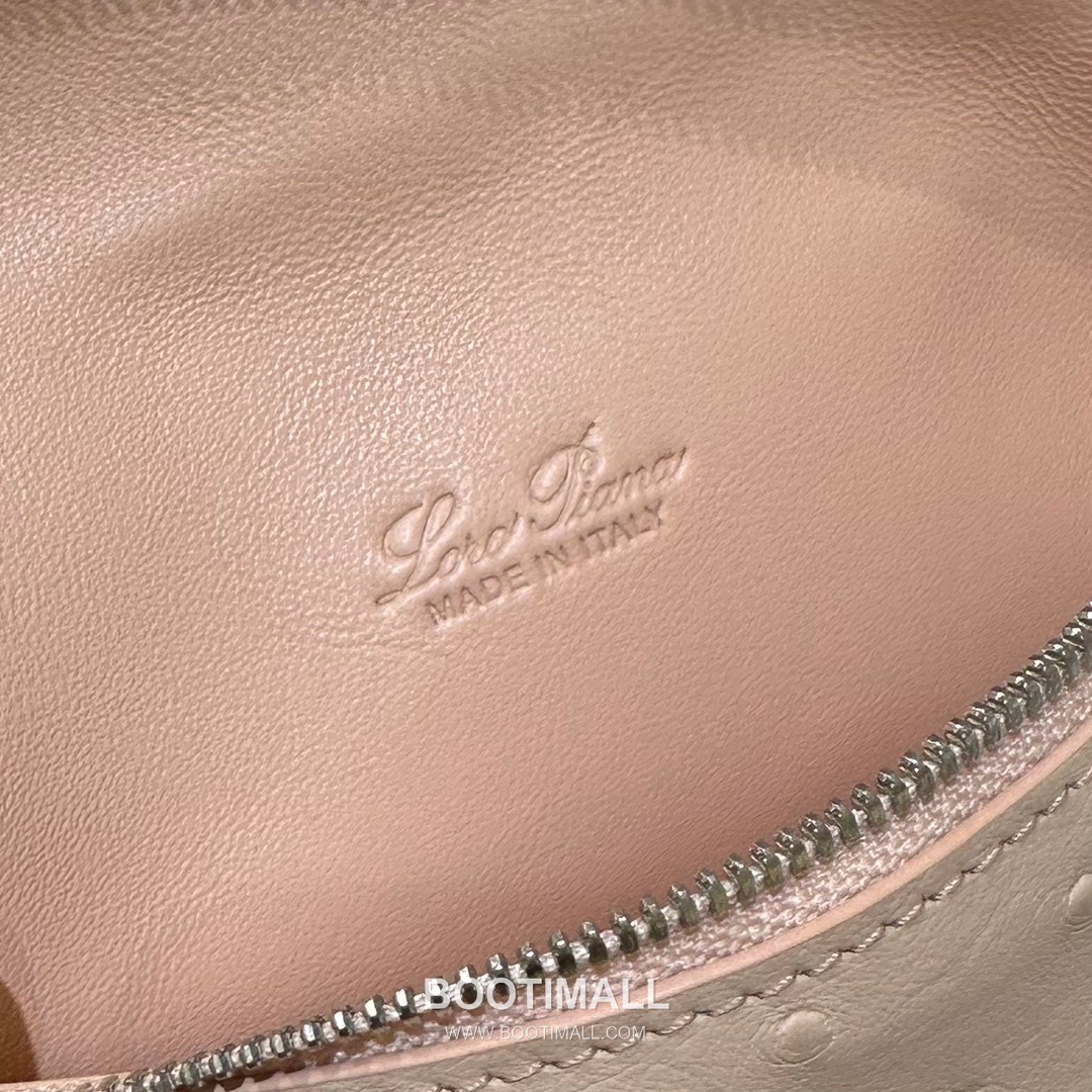 Loro Piana Extra Pocket L19 Ostrich Embossed Calfskin Bag 로로피아나 엑스트라 포켓 L19 오스트리치 엠보스 카프스킨 탑핸들 크로스백 19cm 7