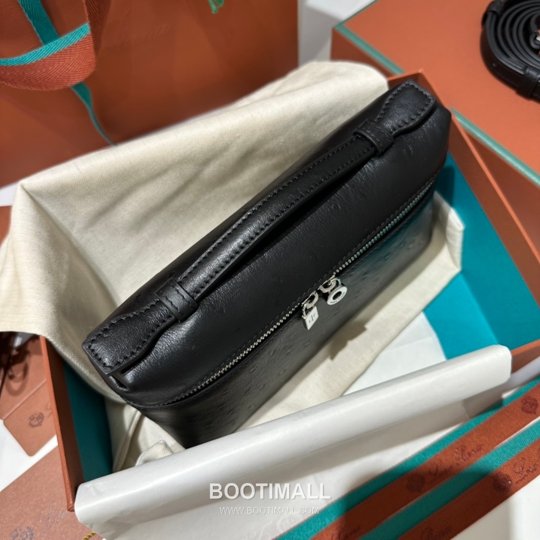 Loro Piana Extra Pocket L19 Ostrich Embossed Calfskin Bag 로로피아나 엑스트라 포켓 L19 오스트리치 엠보스 카프스킨 탑핸들 크로스백 19cm 4