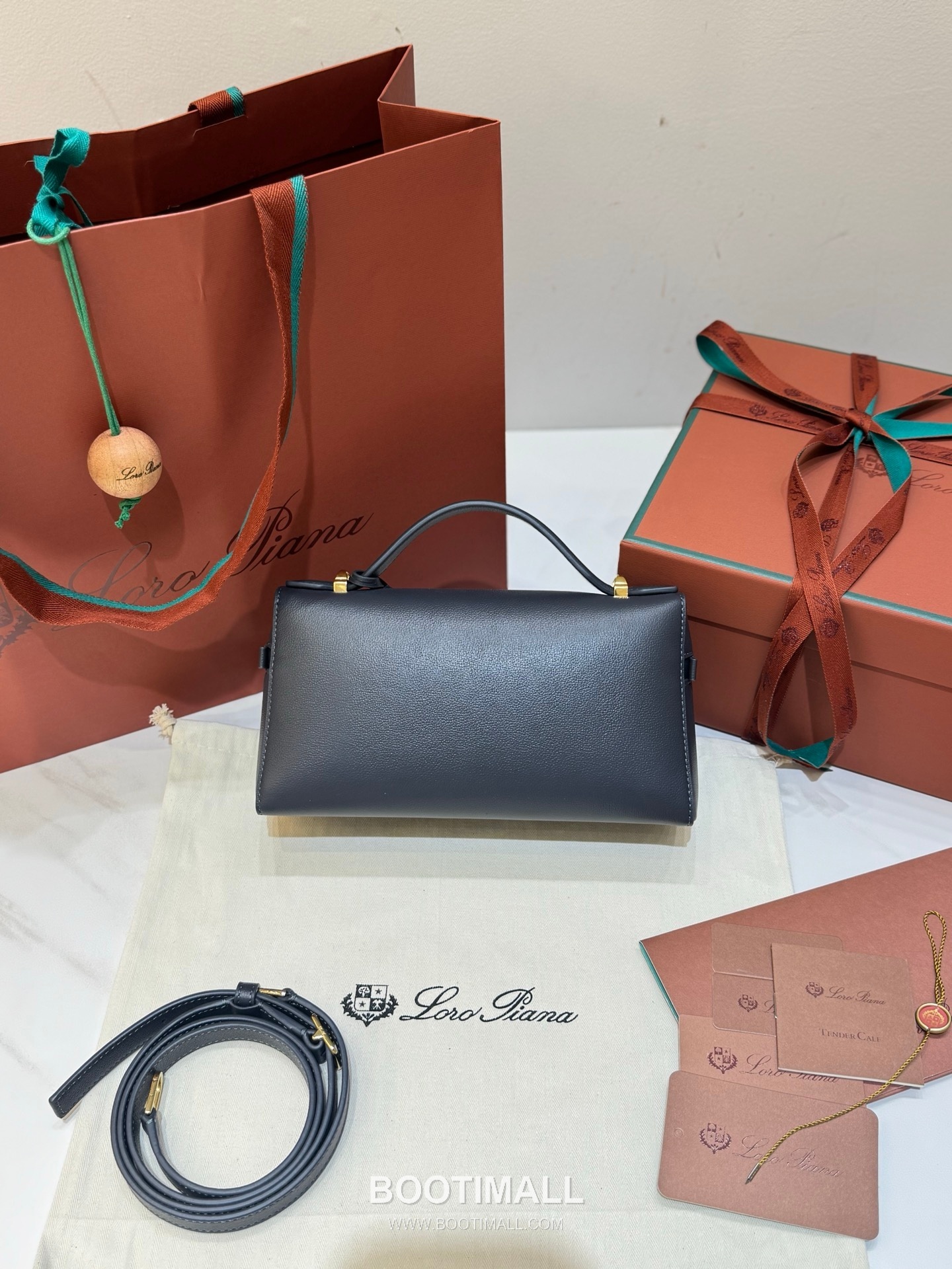 Loro Piana Extra Bag 23 Saddle Leather Bag 로로피아나 엑스트라 백 23 새들 레더 더블지퍼 숄더 크로스백 23cm 2