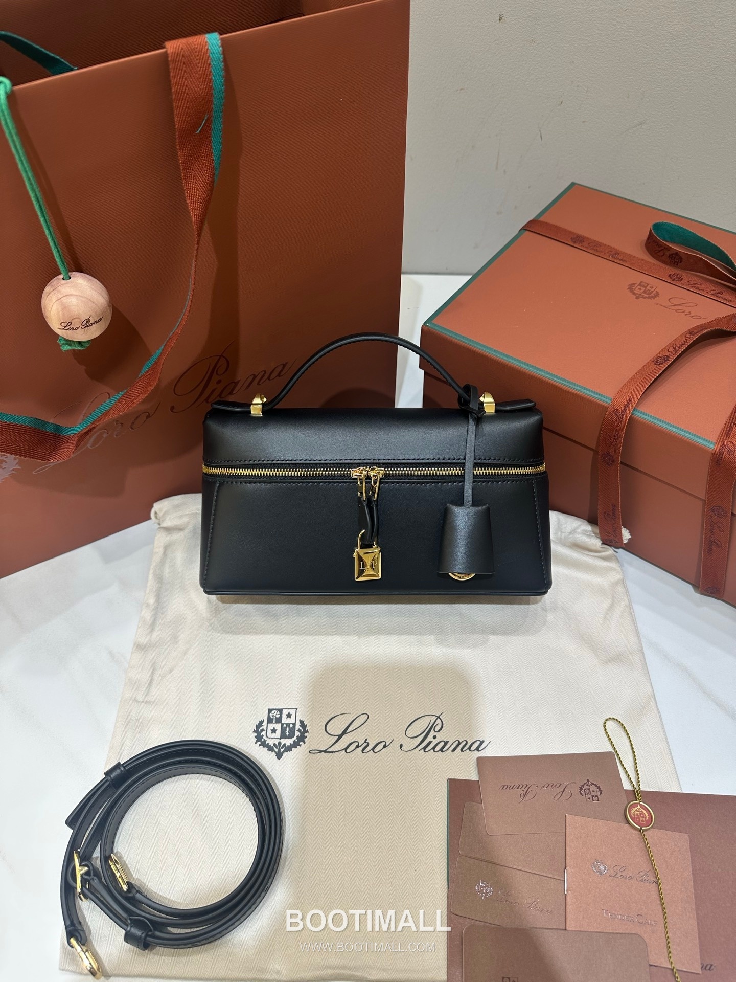 Loro Piana Extra Bag 23 Saddle Leather Bag 로로피아나 엑스트라 백 23 새들 레더 더블지퍼 숄더 크로스백 23cm 1