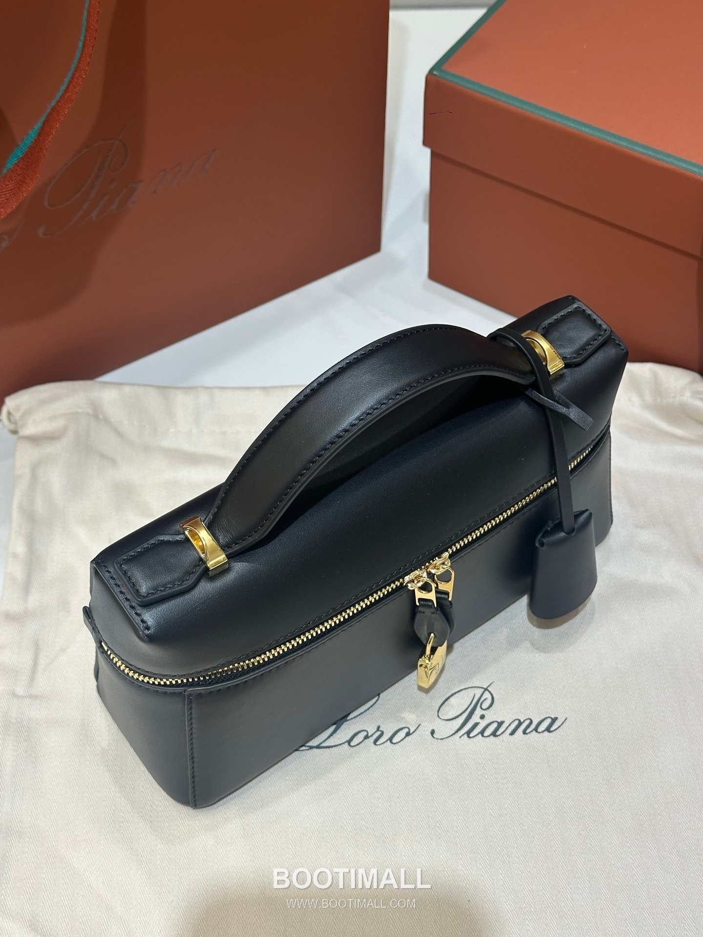 Loro Piana Extra Bag 23 Saddle Leather Bag 로로피아나 엑스트라 백 23 새들 레더 더블지퍼 숄더 크로스백 23cm 4