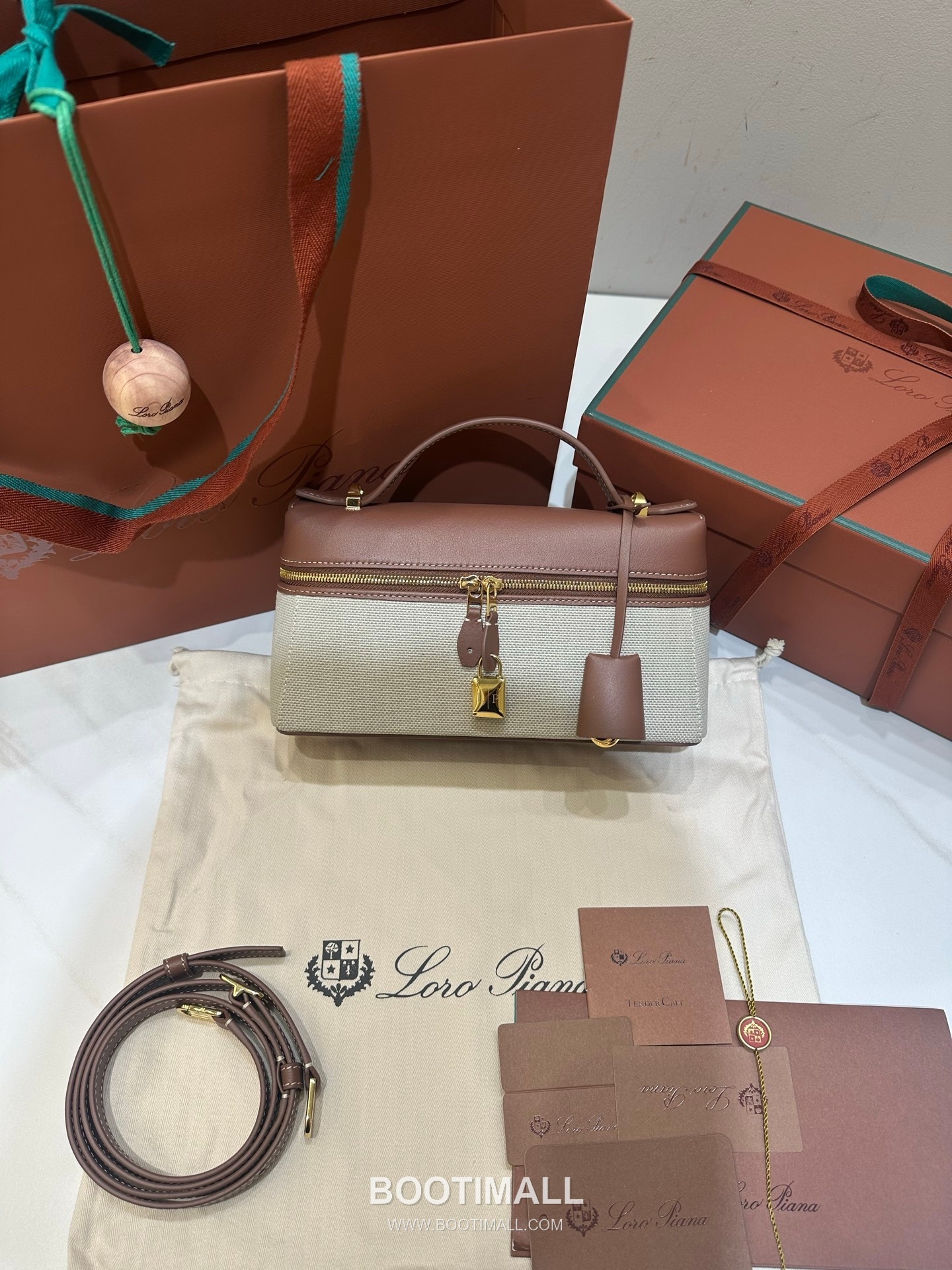 Loro Piana Extra Bag 23 Canvas & Saddle Leather Bag 로로피아나 엑스트라 백 23 캔버스 새들 레더 더블지퍼 숄더 크로스백 23cm 1