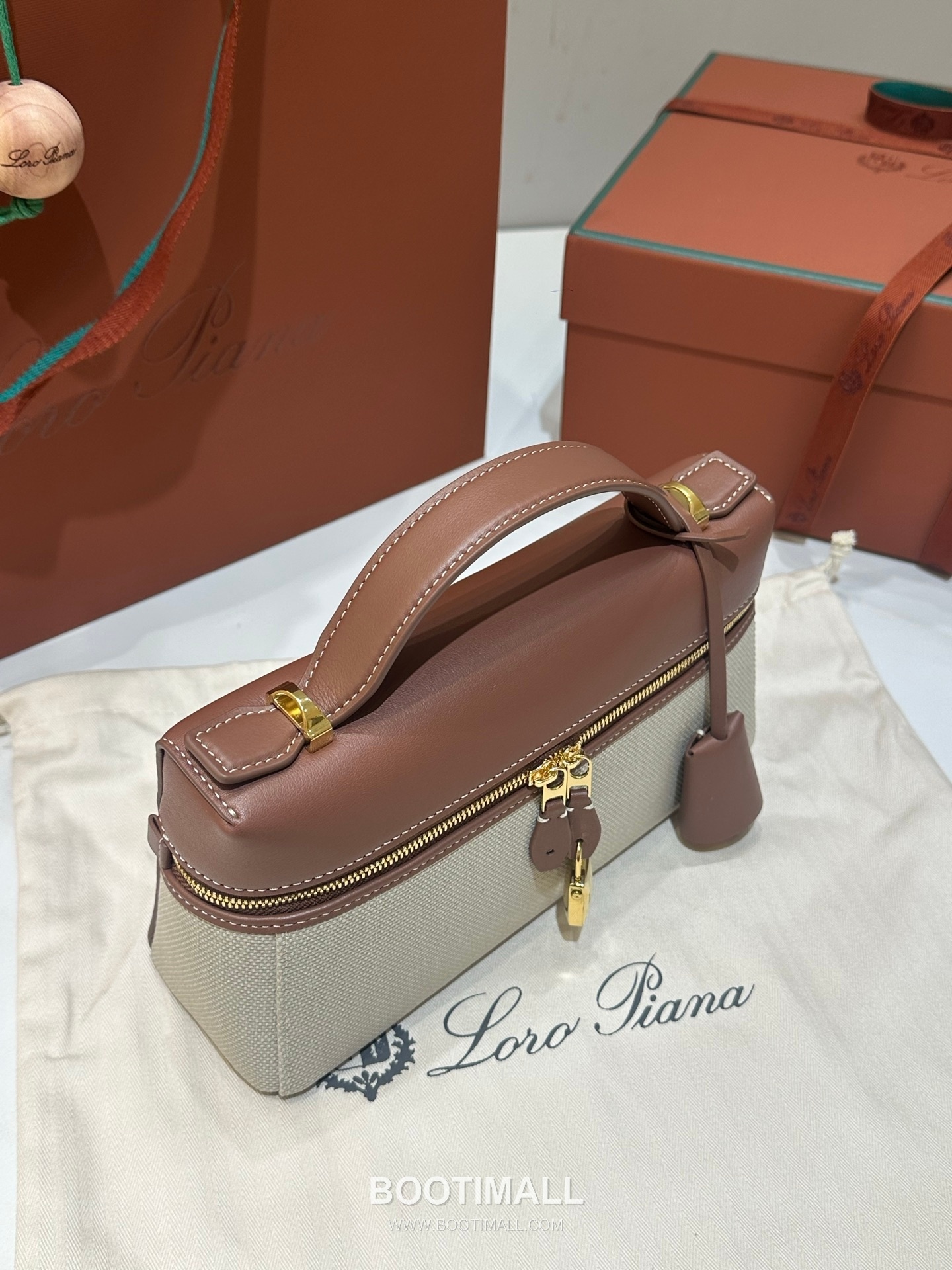 Loro Piana Extra Bag 23 Canvas & Saddle Leather Bag 로로피아나 엑스트라 백 23 캔버스 새들 레더 더블지퍼 숄더 크로스백 23cm 4