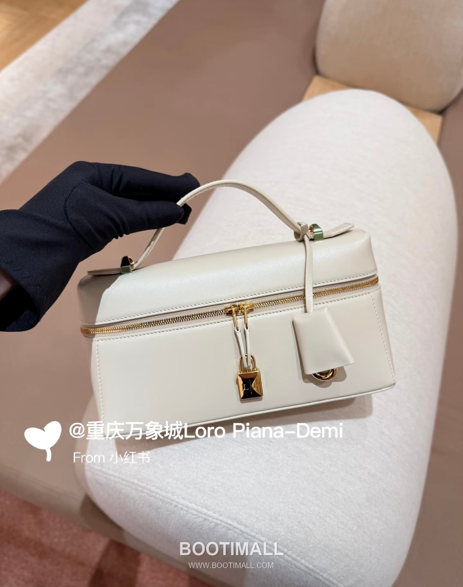 Loro Piana Extra Bag 23 Saddle Leather White Top Handle 로로피아나 엑스트라 백 23 새들 레더 화이트 탑핸들백 23cm 2