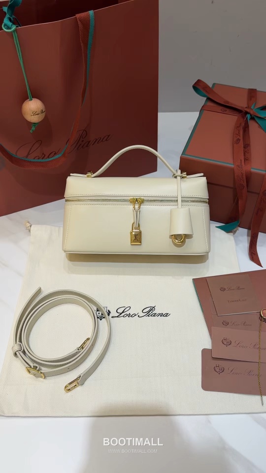 Loro Piana Extra Bag 23 Saddle Leather White Top Handle 로로피아나 엑스트라 백 23 새들 레더 화이트 탑핸들백 23cm 5