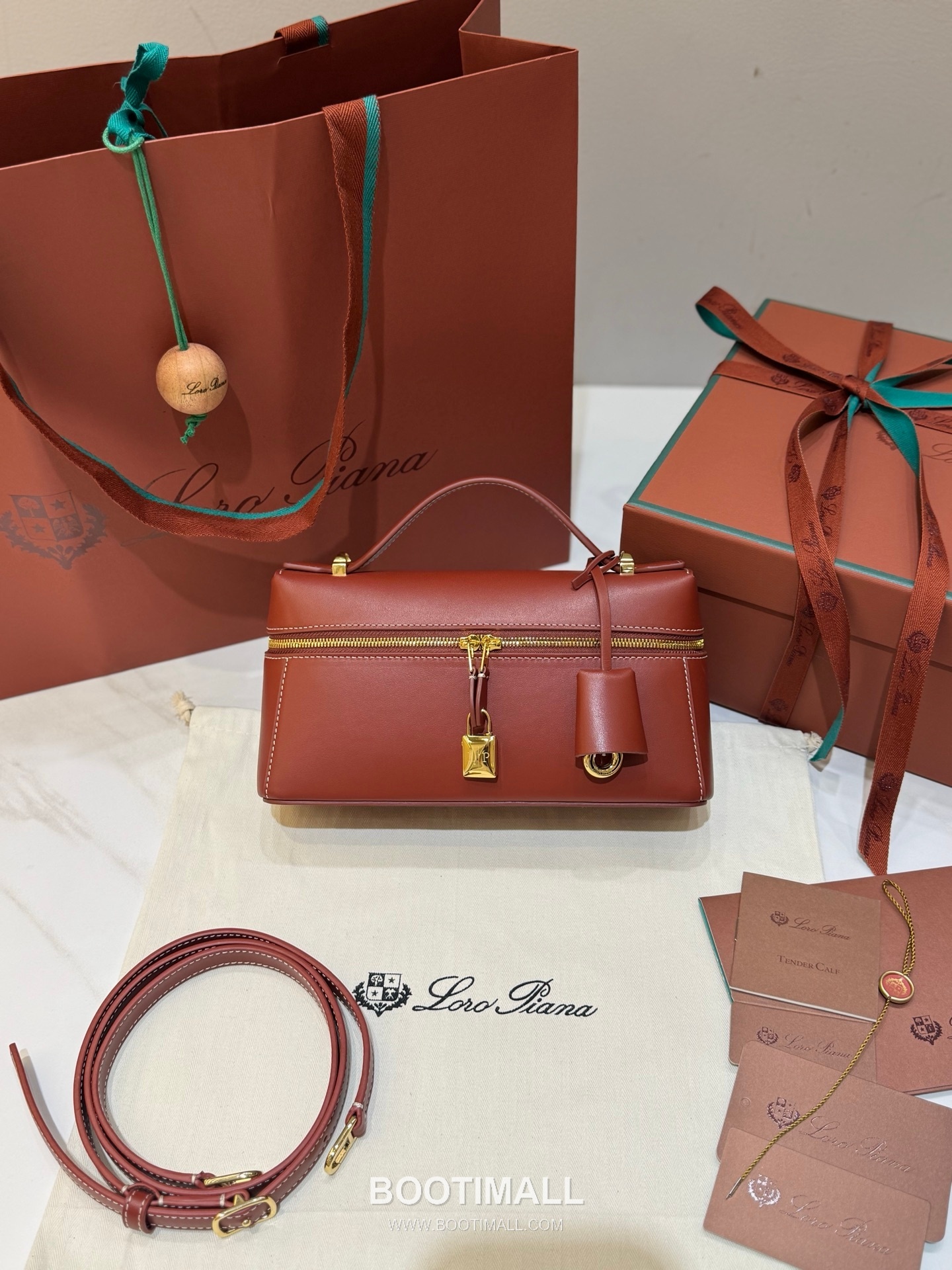 Loro Piana Extra Bag 23 Saddle Leather Bag 로로피아나 엑스트라 백 23 새들 레더 더블지퍼 숄더 크로스백 23cm 1