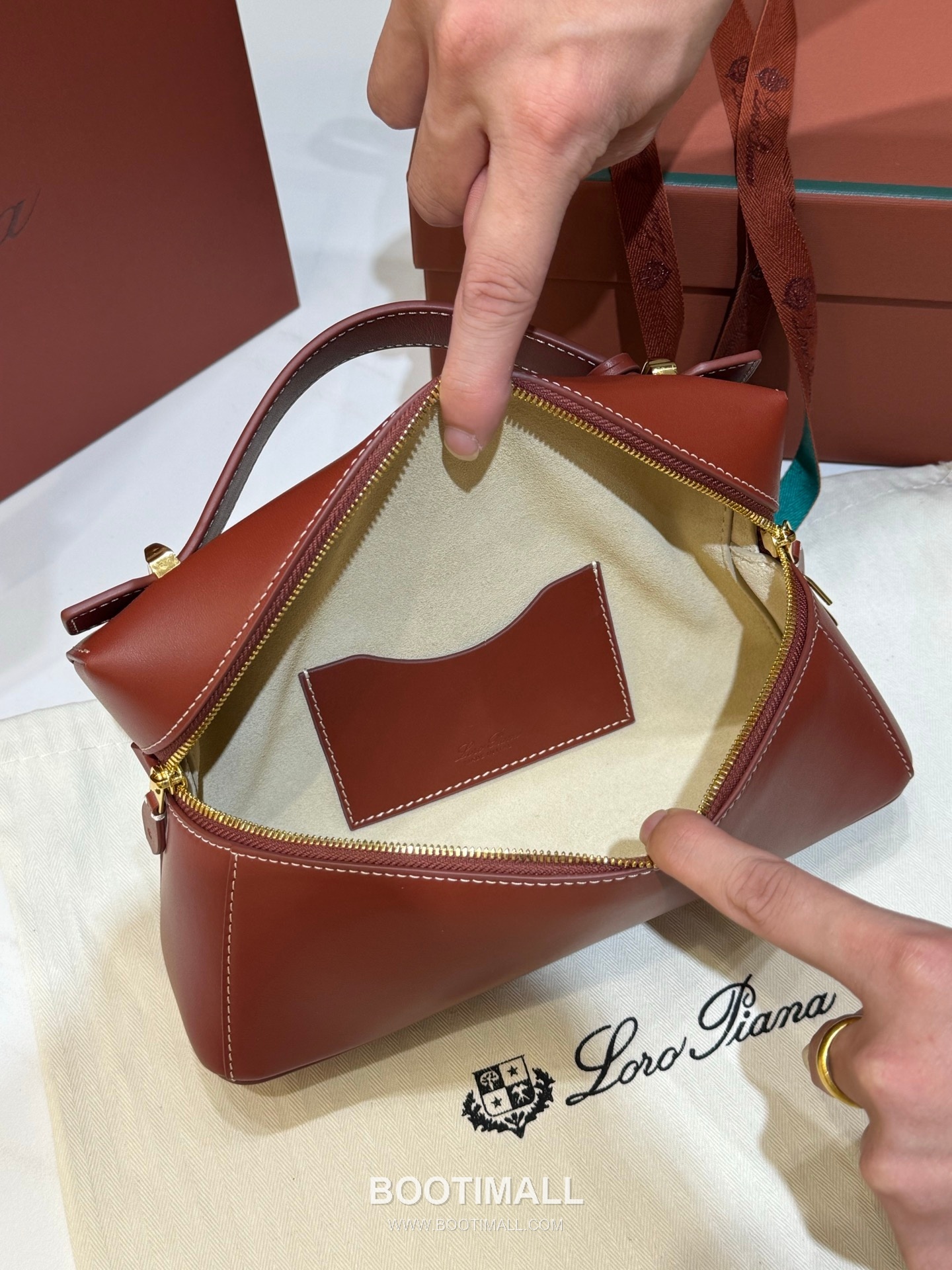 Loro Piana Extra Bag 23 Saddle Leather Bag 로로피아나 엑스트라 백 23 새들 레더 더블지퍼 숄더 크로스백 23cm 7