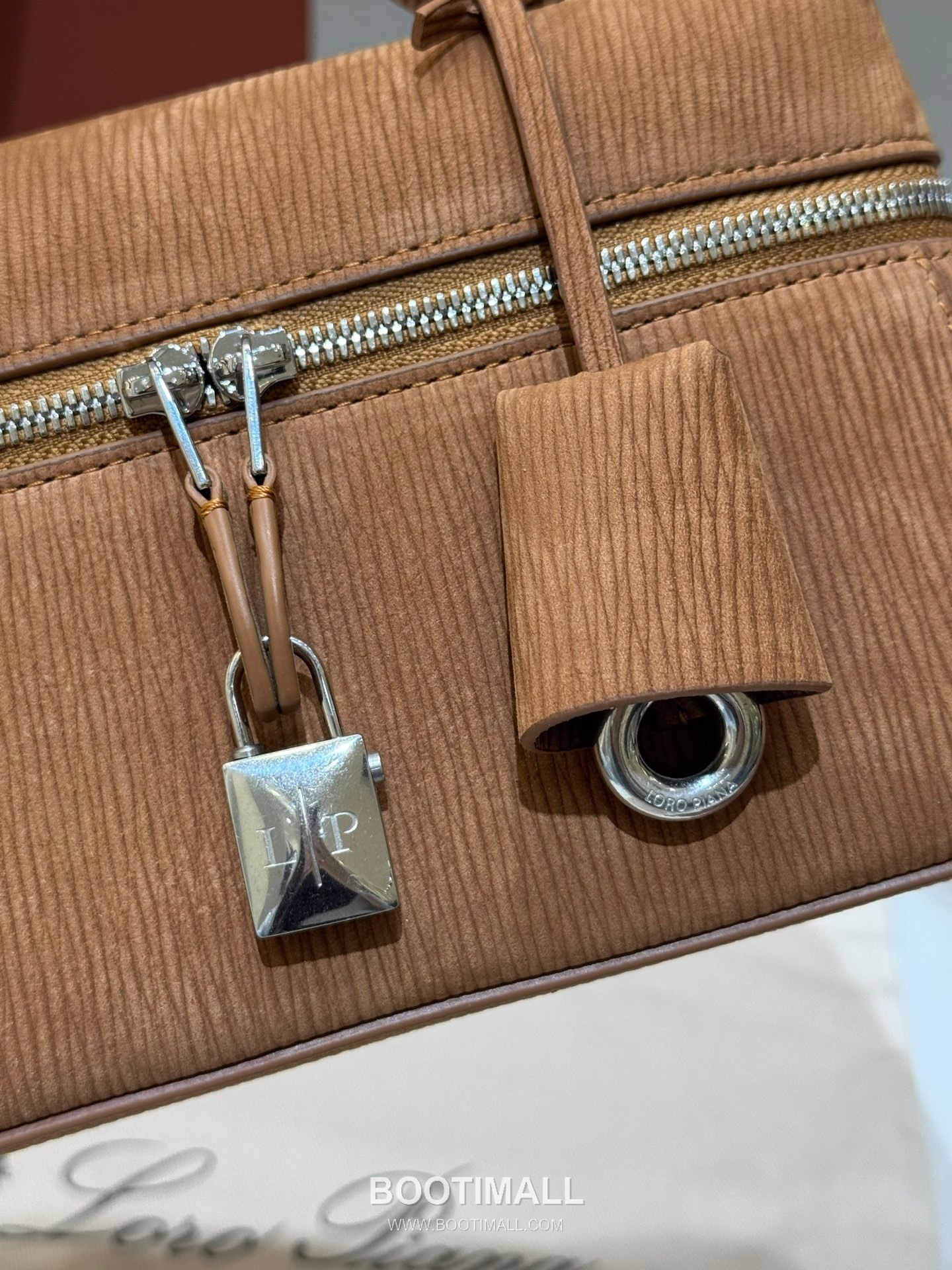 Loro Piana Extra Bag 23 Saddle Leather Bag 로로피아나 엑스트라 백 23 새들 레더 더블지퍼 숄더 크로스백 23cm 11