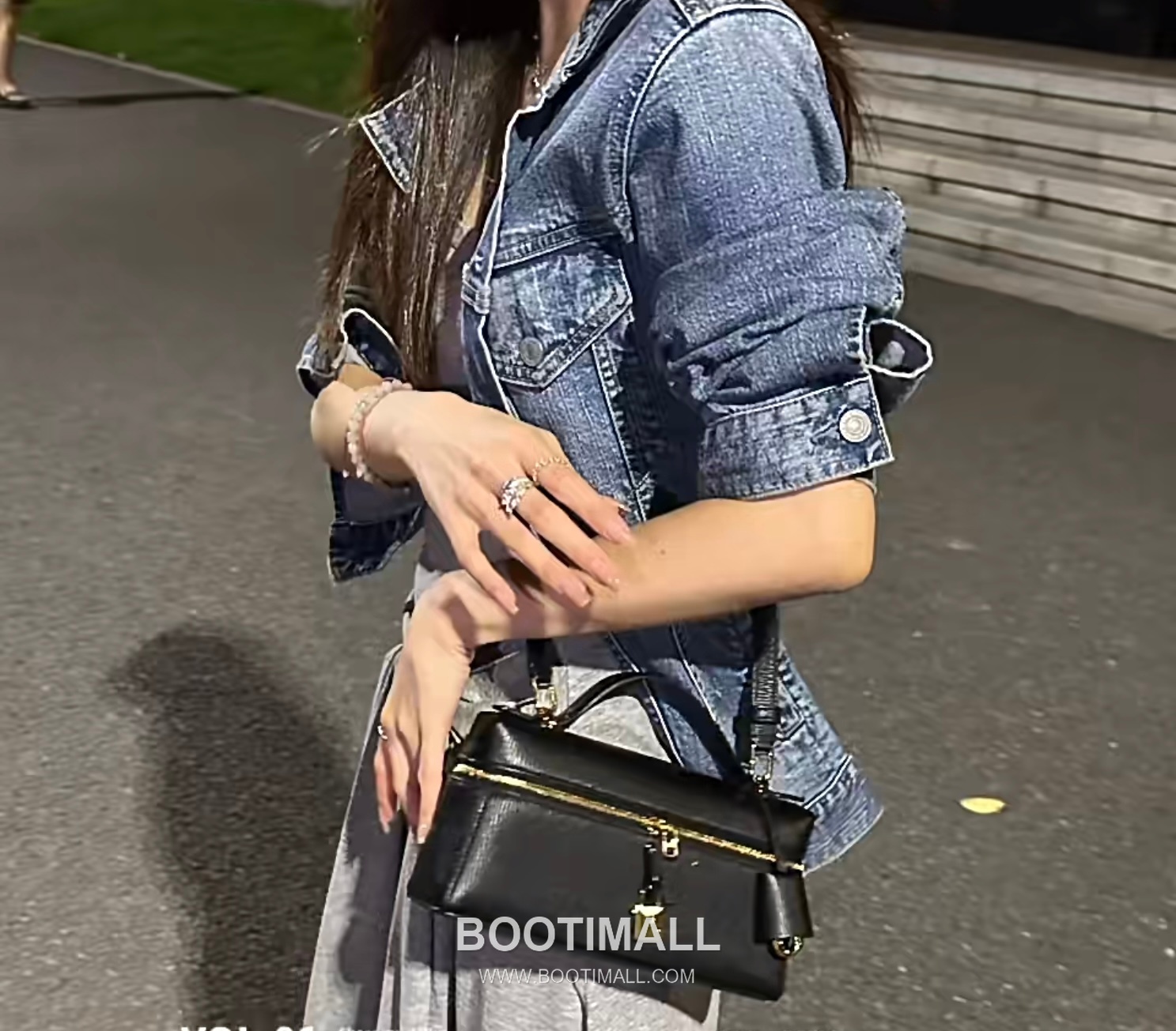 Loro Piana Extra Bag 23 Saddle Leather Black Top Handle 로로피아나 엑스트라 백 23 새들 레더 블랙 탑핸들백 23cm 4