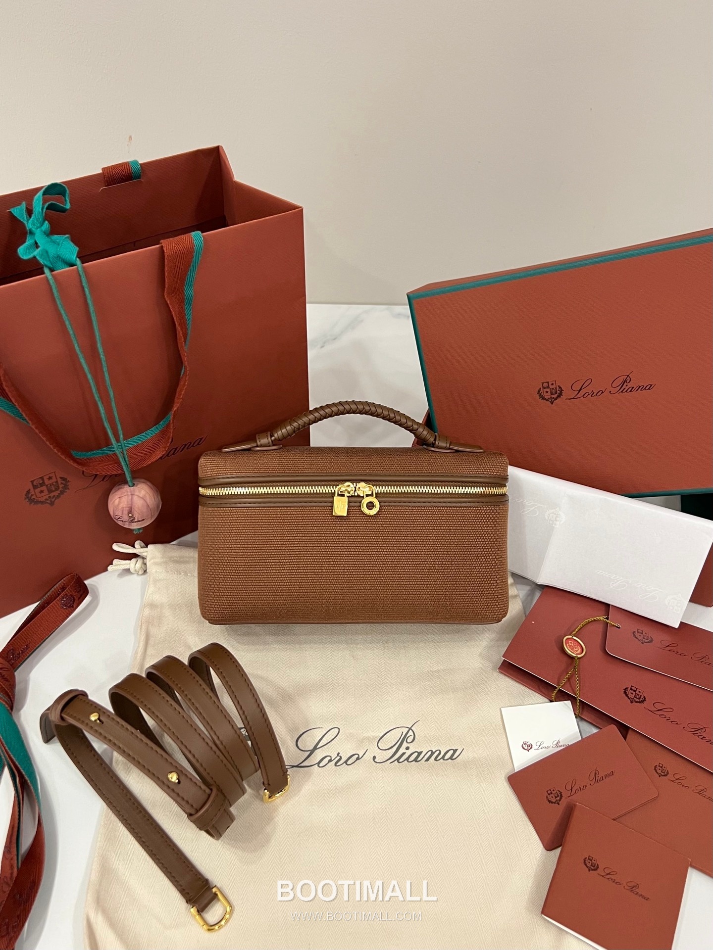 Loro Piana Extra Bag 23 Canvas & Saddle Leather Bag 로로피아나 엑스트라 백 23 캔버스 새들 레더 더블지퍼 숄더 크로스백 23cm 11