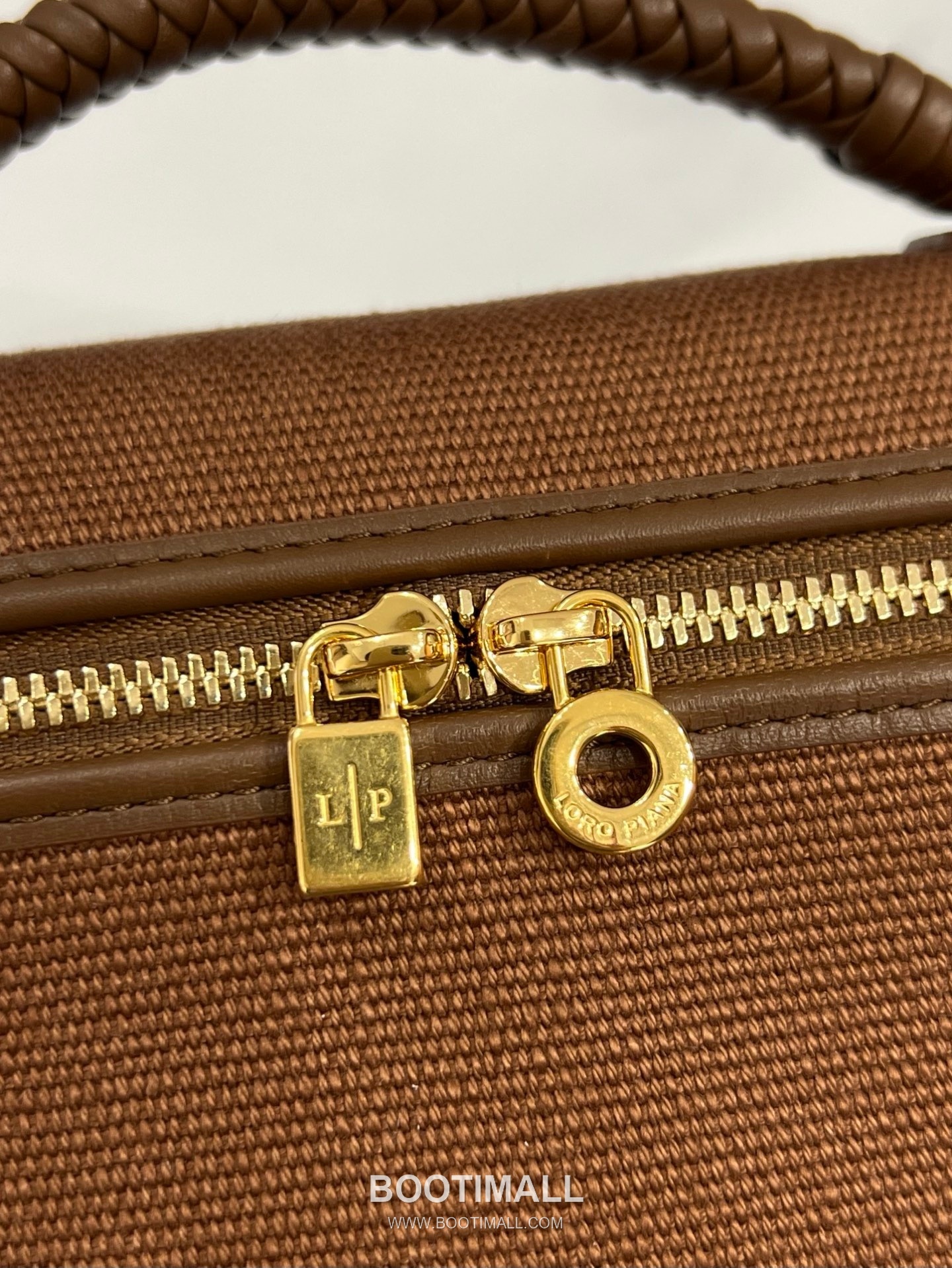 Loro Piana Extra Bag 23 Canvas & Saddle Leather Bag 로로피아나 엑스트라 백 23 캔버스 새들 레더 더블지퍼 숄더 크로스백 23cm 19