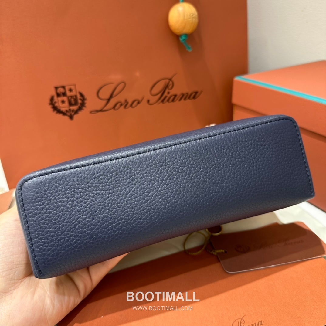 Loro Piana Extra Pocket L19 Woven Calfskin Bag 로로피아나 엑스트라 포켓 L19 위빙 카프스킨 탑핸들 크로스백 19cm 9