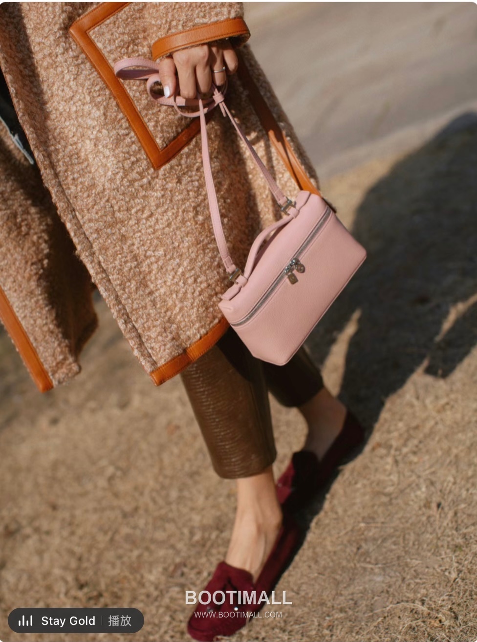 Loro Piana Extra Pocket L19 Woven Calfskin Bag 로로피아나 엑스트라 포켓 L19 위빙 카프스킨 탑핸들 크로스백 19cm 1