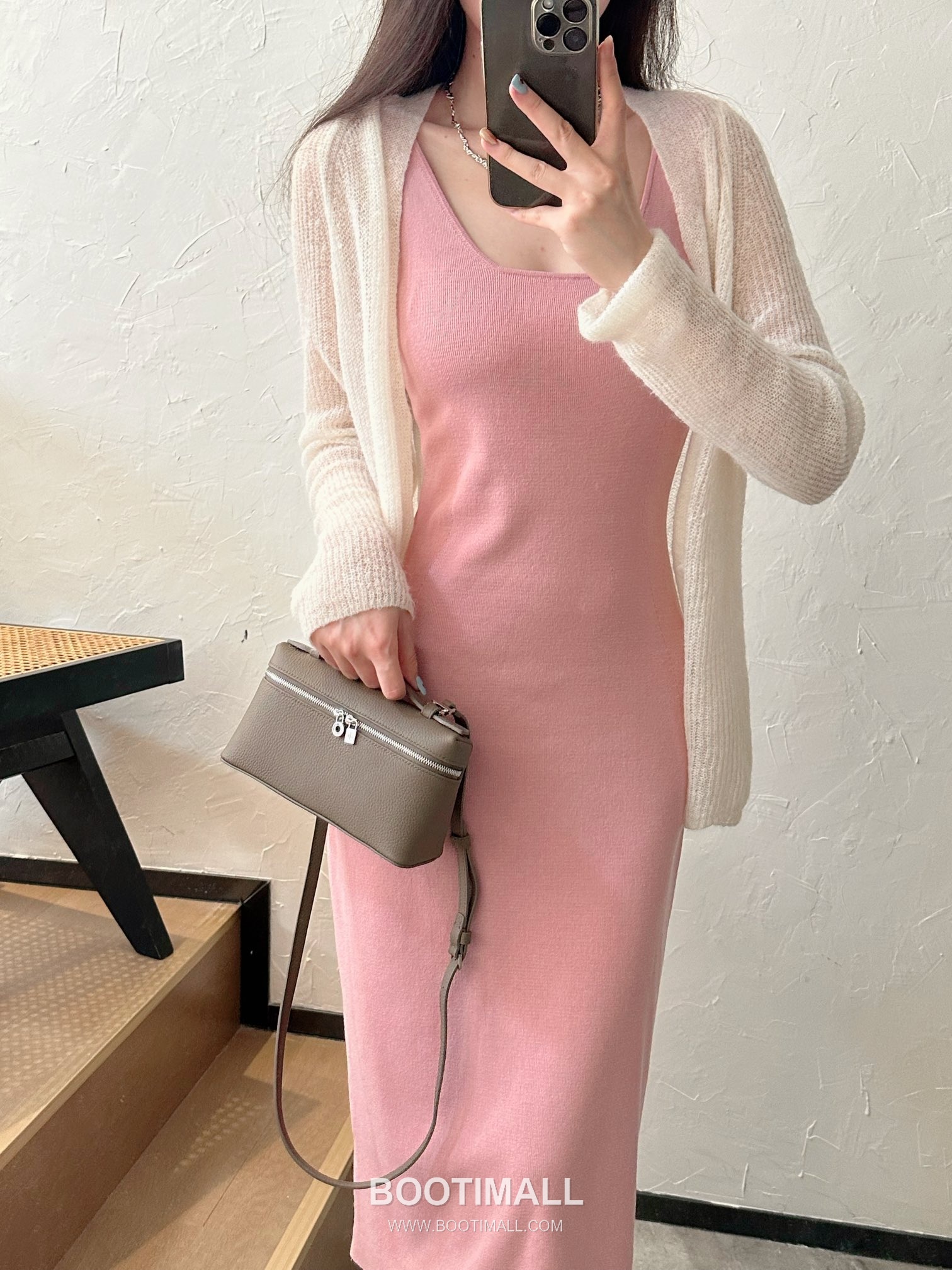 Loro Piana Extra Pocket L19 Woven Calfskin Bag 로로피아나 엑스트라 포켓 L19 위빙 카프스킨 탑핸들 크로스백 19cm 3