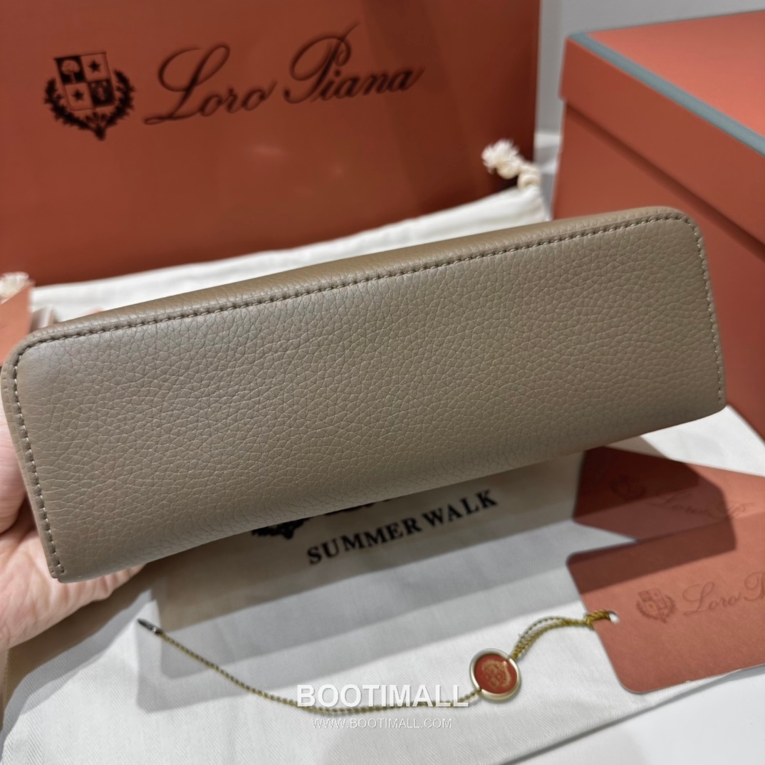 Loro Piana Extra Pocket L19 Woven Calfskin Bag 로로피아나 엑스트라 포켓 L19 위빙 카프스킨 탑핸들 크로스백 19cm 13