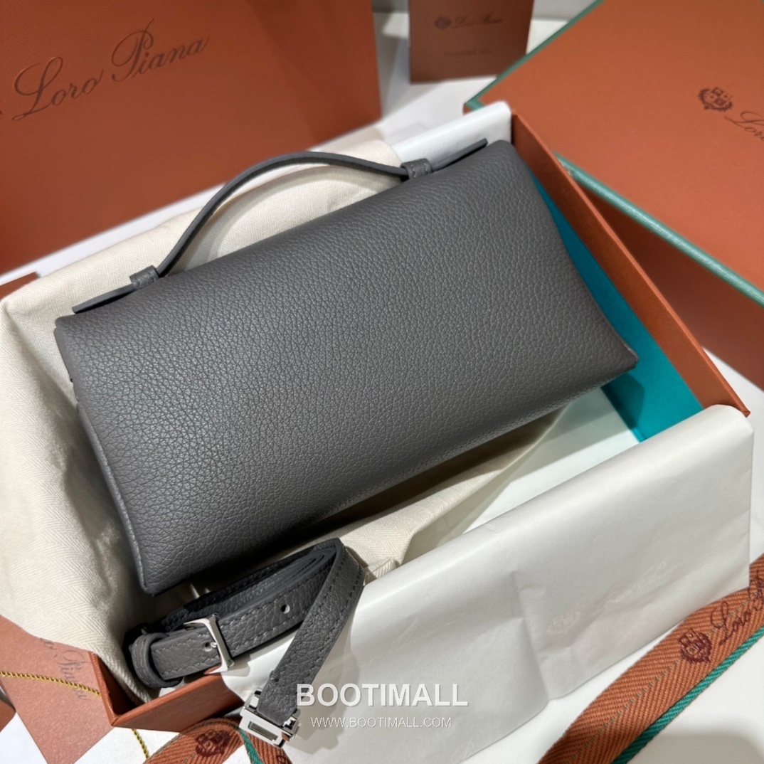 Loro Piana Extra Pocket L19 Woven Calfskin Bag 로로피아나 엑스트라 포켓 L19 위빙 카프스킨 탑핸들 크로스백 19cm 3