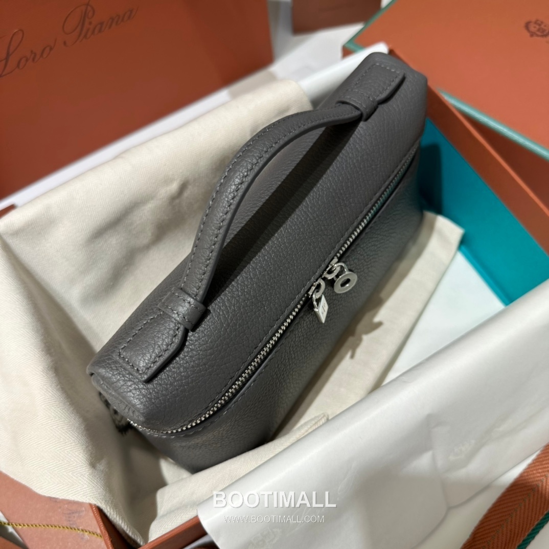 Loro Piana Extra Pocket L19 Woven Calfskin Bag 로로피아나 엑스트라 포켓 L19 위빙 카프스킨 탑핸들 크로스백 19cm 4