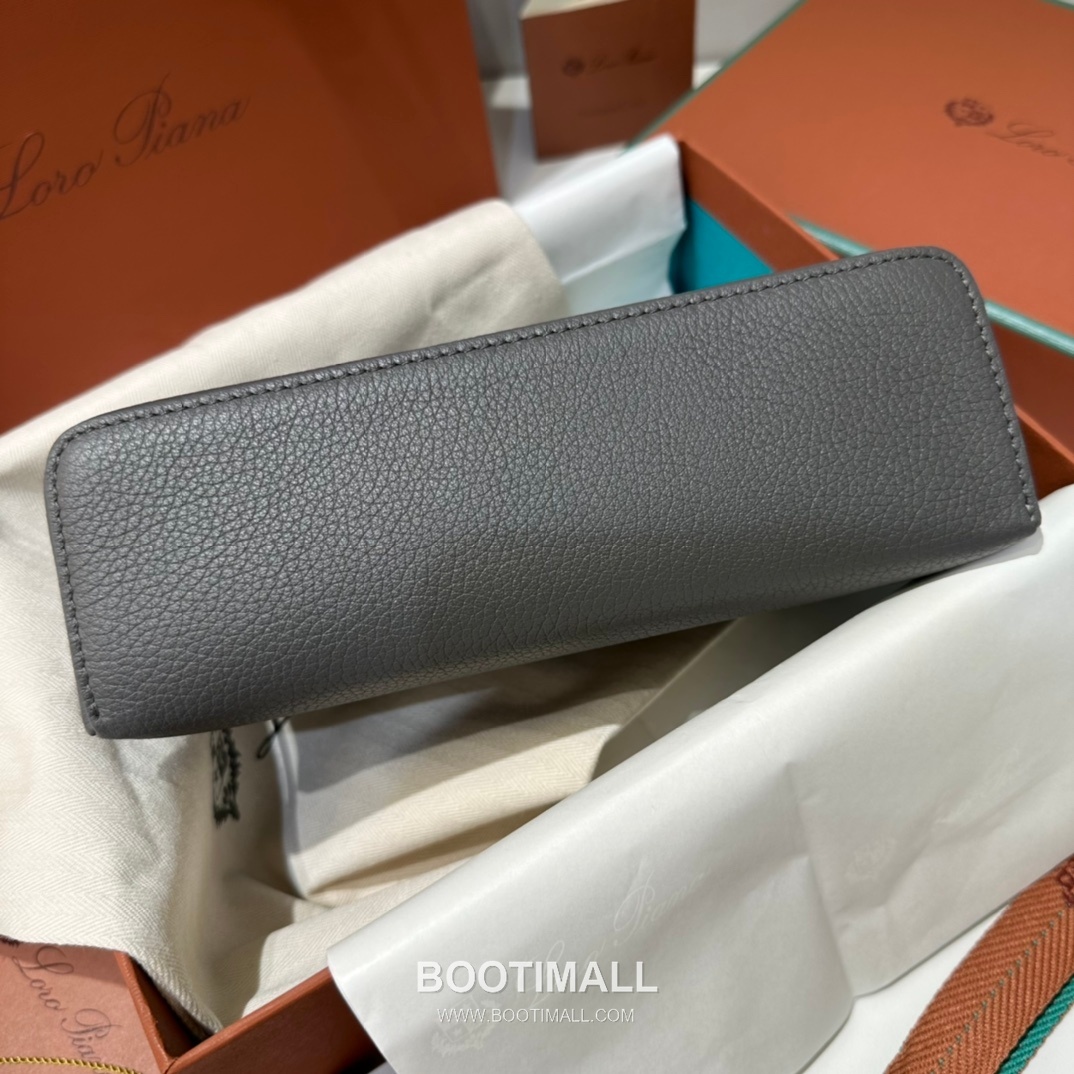 Loro Piana Extra Pocket L19 Woven Calfskin Bag 로로피아나 엑스트라 포켓 L19 위빙 카프스킨 탑핸들 크로스백 19cm 9