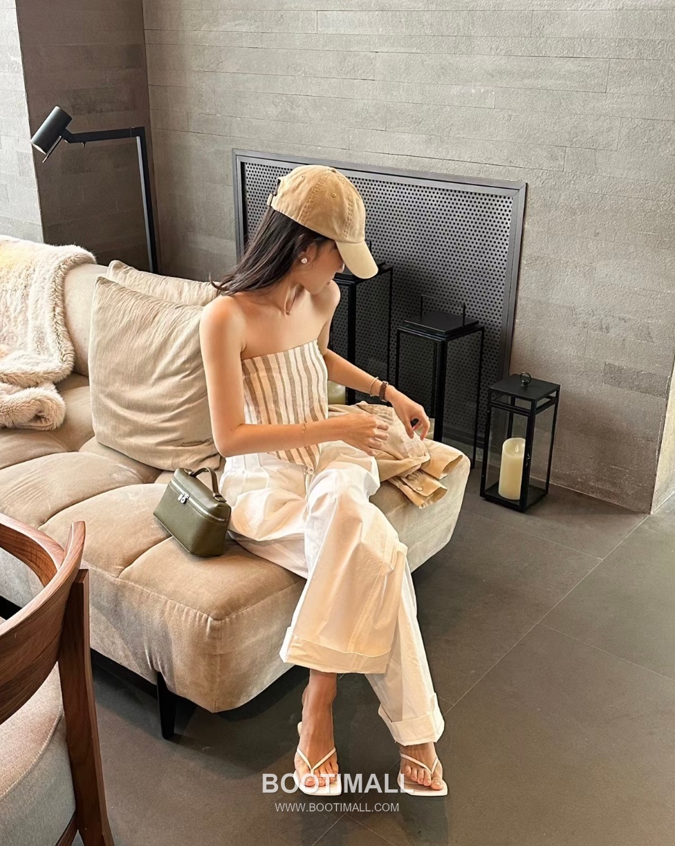 Loro Piana Extra Pocket L19 Calfskin Bag 로로피아나 엑스트라 포켓 L19 카프스킨 탑핸들 크로스백 19cm 4