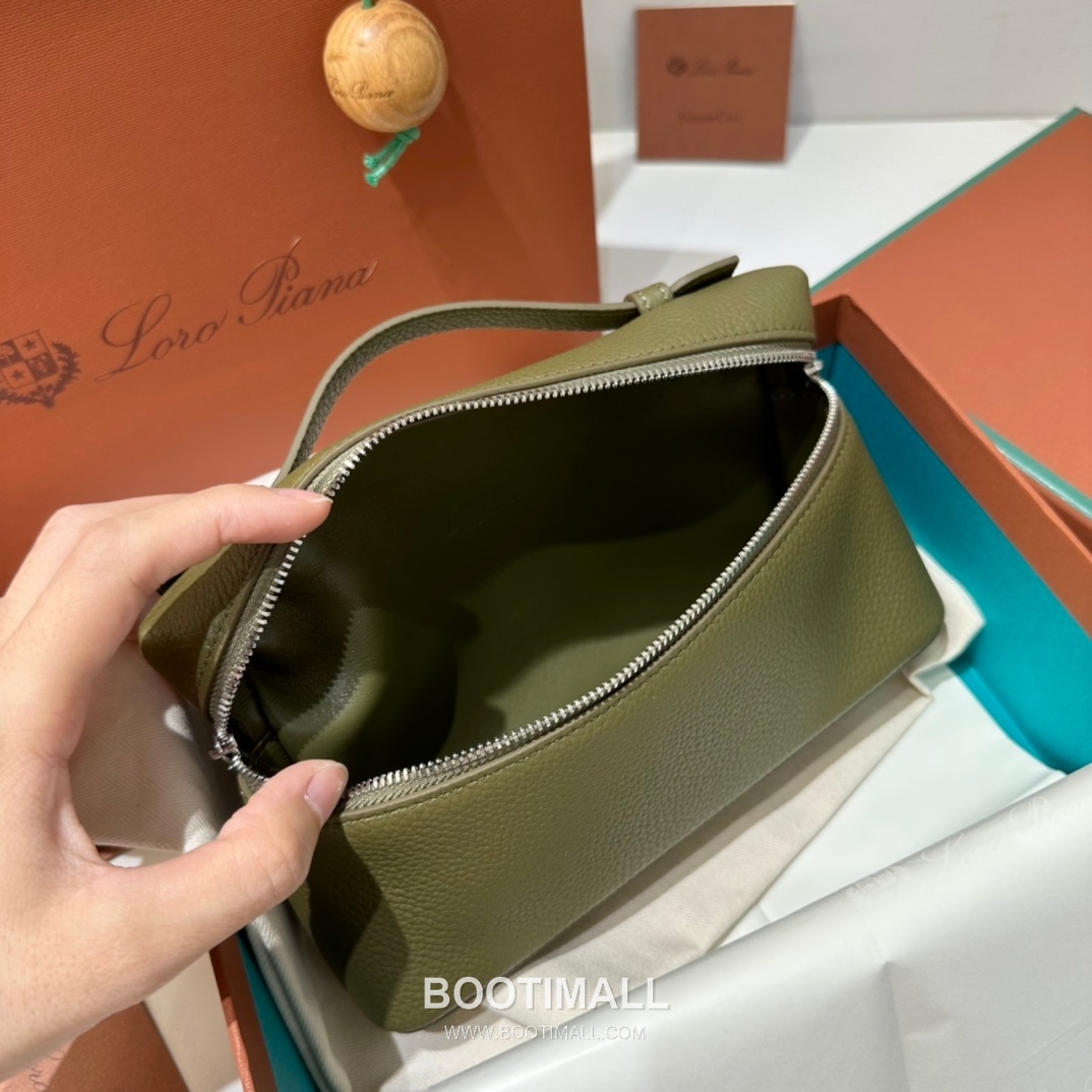 Loro Piana Extra Pocket L19 Calfskin Bag 로로피아나 엑스트라 포켓 L19 카프스킨 탑핸들 크로스백 19cm 13