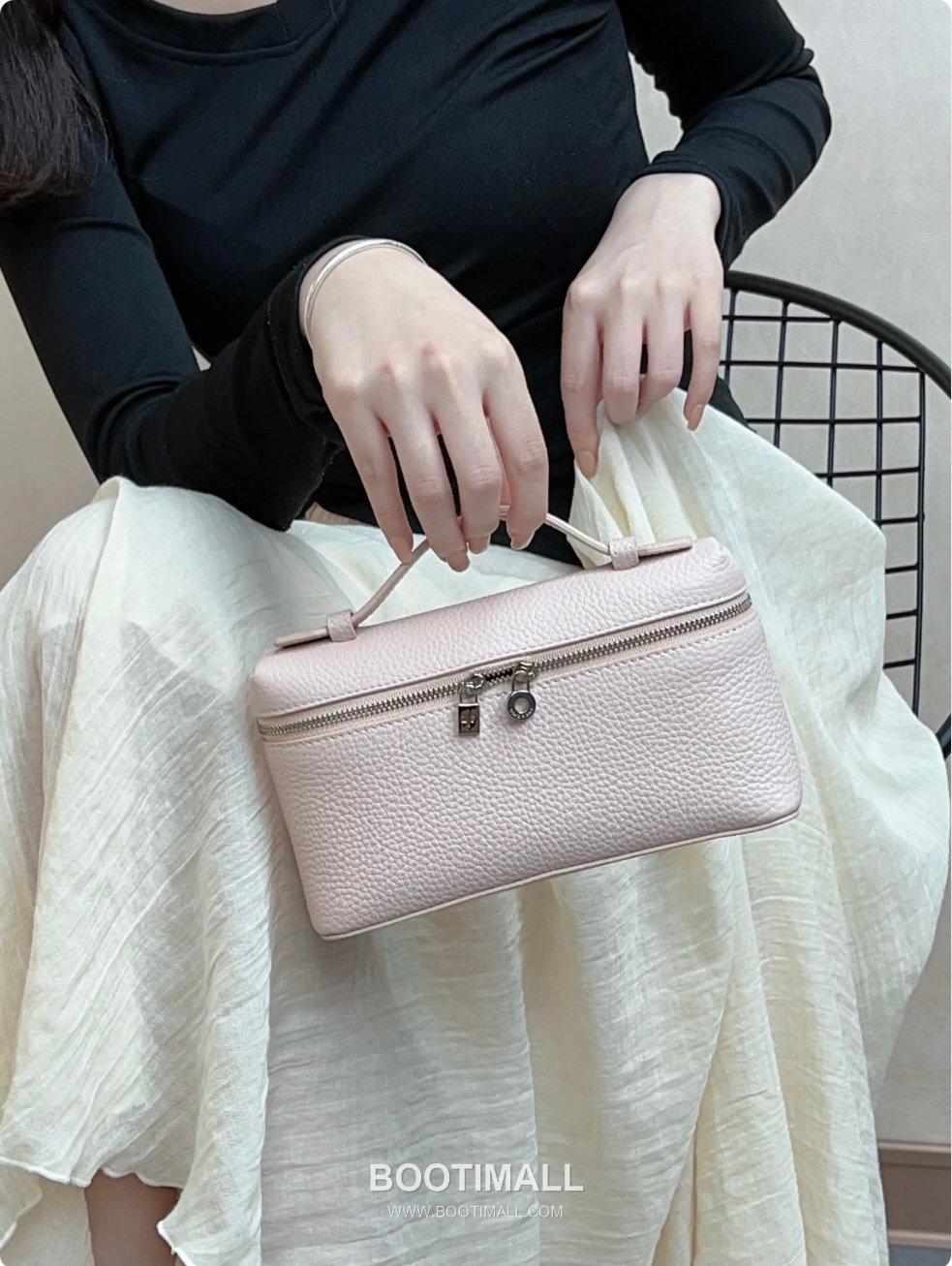 Loro Piana Extra Pocket L19 Calfskin Marble Pink Top Handle Bag 로로피아나 엑스트라 포켓 L19 송아지가죽 마블 핑크 탑핸들백 19cm 1